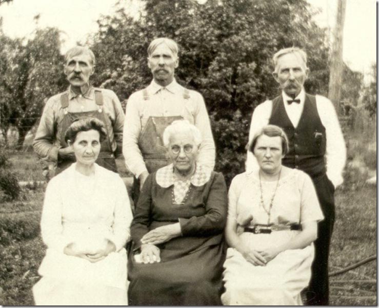 The Duree siblings in 1925. Their parents were Nora and Isaac Jackson ‘Jackie’ Duree. Sitting, left to right: Viola Duree Gould (Mrs. George Gould), Dorothy Ellen Duree Potter, Ida Duree Moser (married Edgar Moser). Standing, left to right: Nimon ‘Nim’ Duree, Ulysses David Duree (1870 - 1944), Averine ‘Bud’ Duree. David Duree married Ida Moser (daughter of George & Elizabeth Moser) so this Ida Moser became Ida Duree. Ida Duree (maiden name) married Edgar Moser and became Ida Moser.