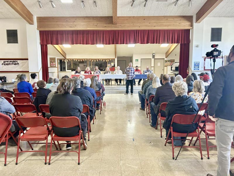 Keith Markley, chairman of the Adams County Republican Committee, kicks off the forum last Saturday evening before turning the time to the audience for questions to the candidates. Photo credit: Adams County republican Central Committee.