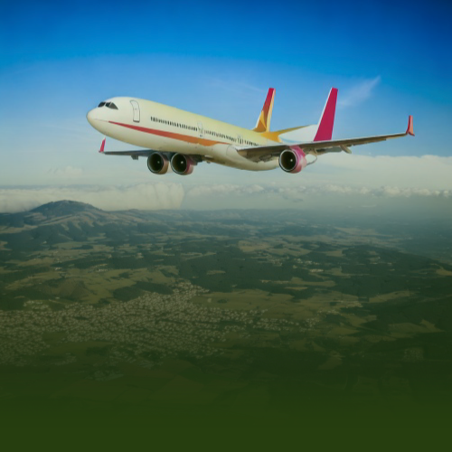 Avión de pasajeros en vuelo sobre un paisaje