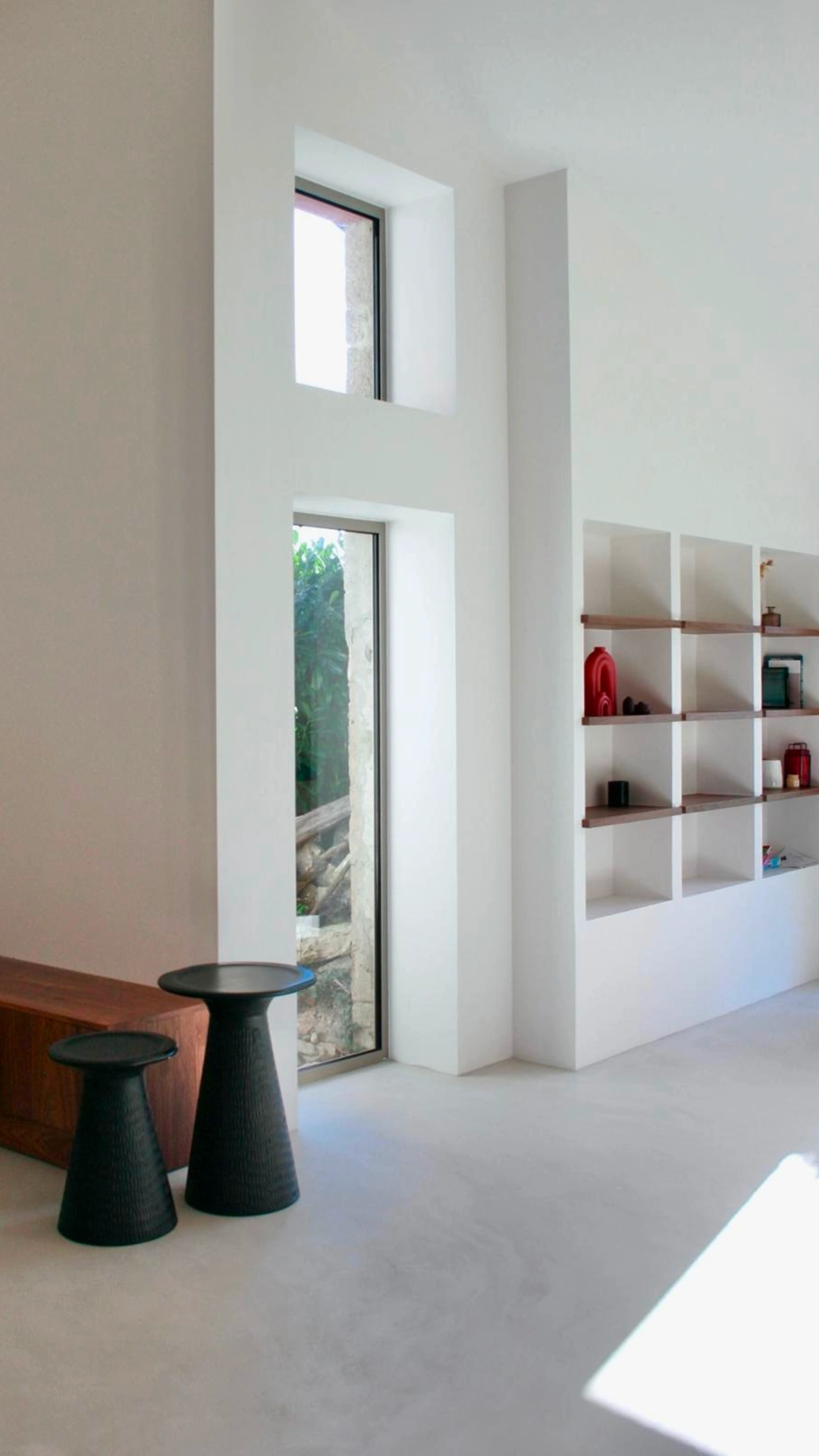 zoom sur des niches en placo et l’espace cuisine réalisés lors de la rénovation complète d’une grange