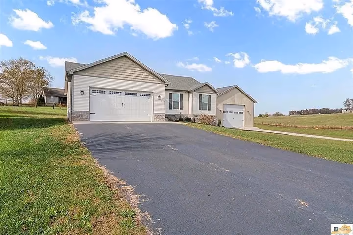 191 Red Barn Way