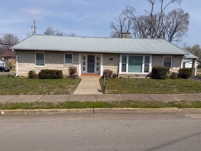 212 W Fourth Street