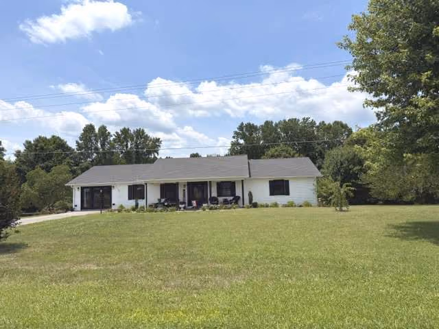 1203 Fountain Run Road