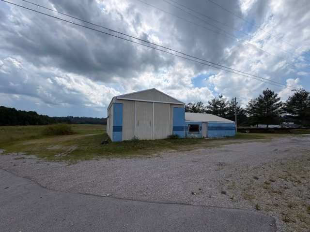 11805 Burkesville Road