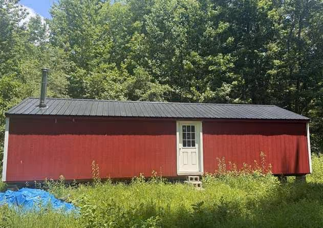 342 Center Three Springs Road