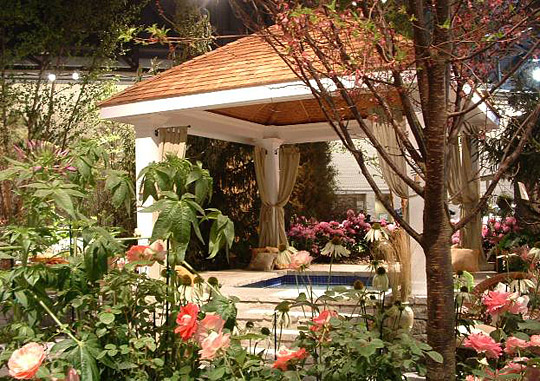 2005 EP Henry booth at the Philadelphia Flower Show