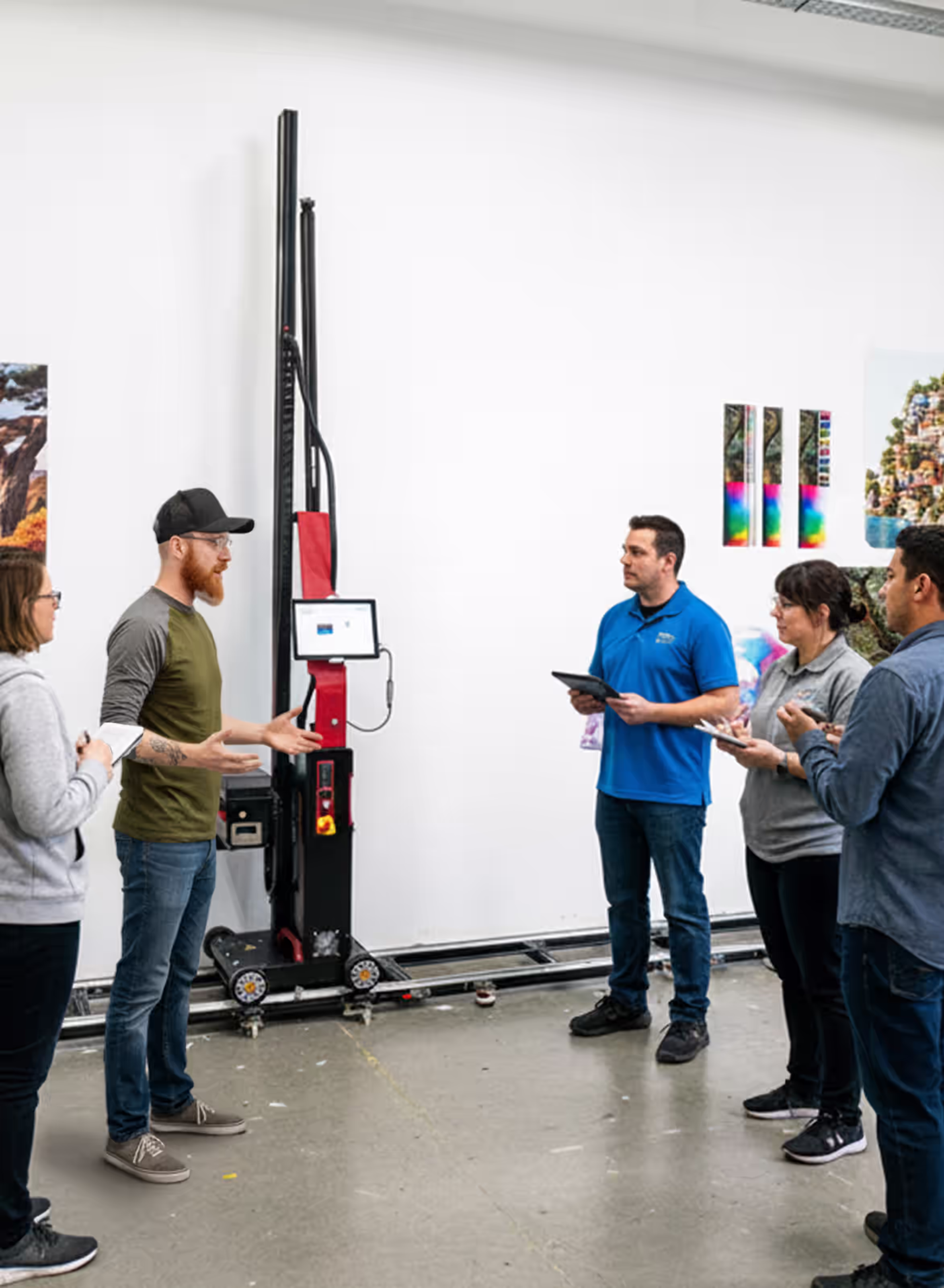 Liam training people on using a VP-G6