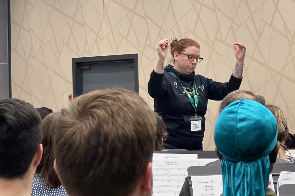 Megan conducting at WMEA reading session