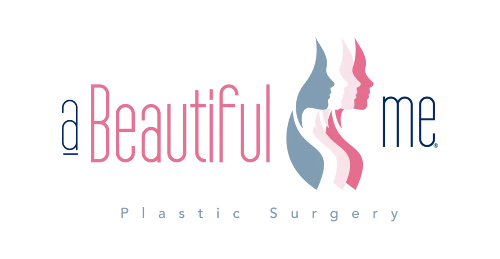 Logotipo de a Beautiful Me por el Centro Quirúrgico J.L. Prado con perfiles femeninos superpuestos en tonos azul y rosa.