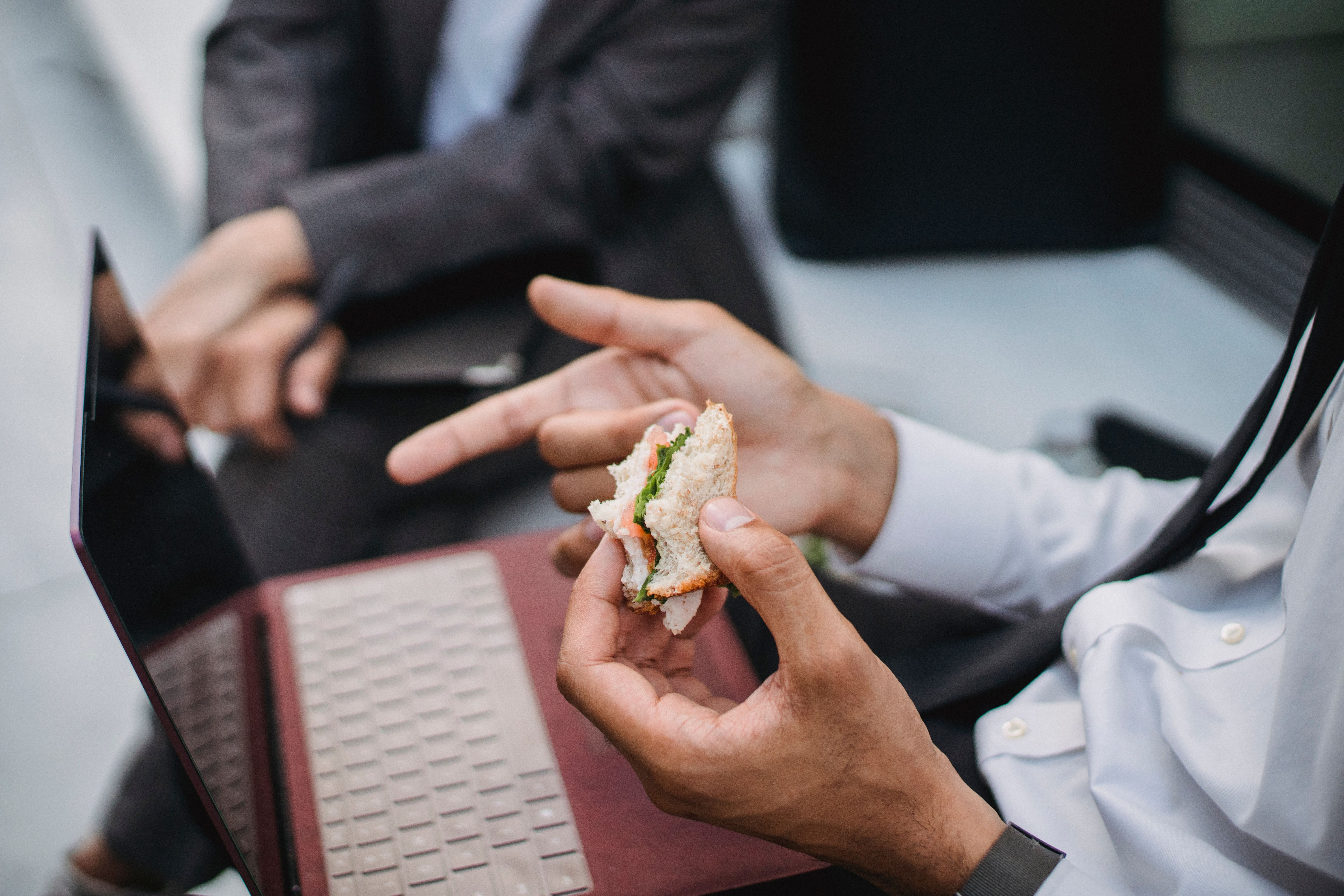 4 Things to Know About Meal Break Waivers (and When They're Valid)