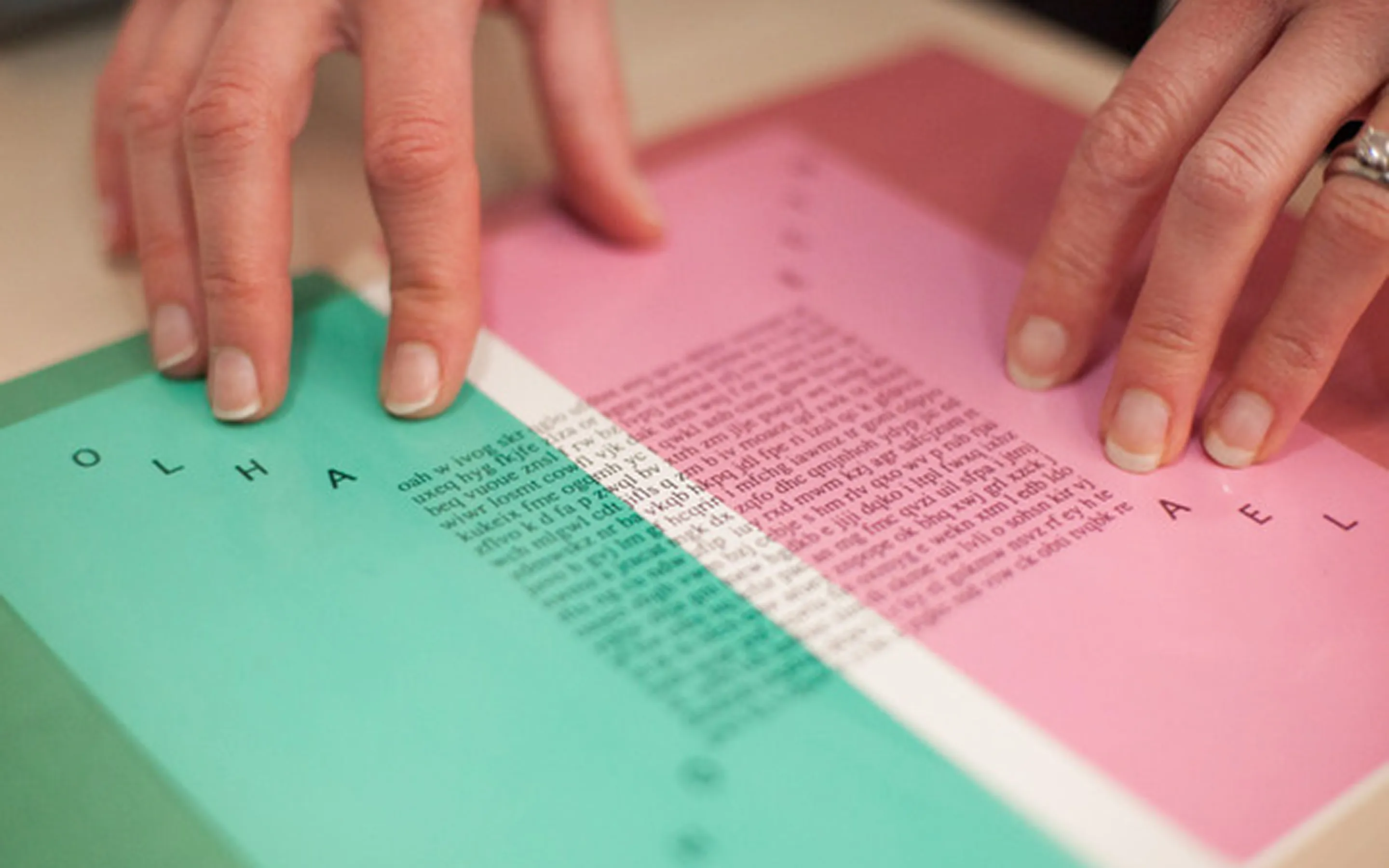 Colorimetry assessment using colored overlays for visual stress and reading difficulty evaluation