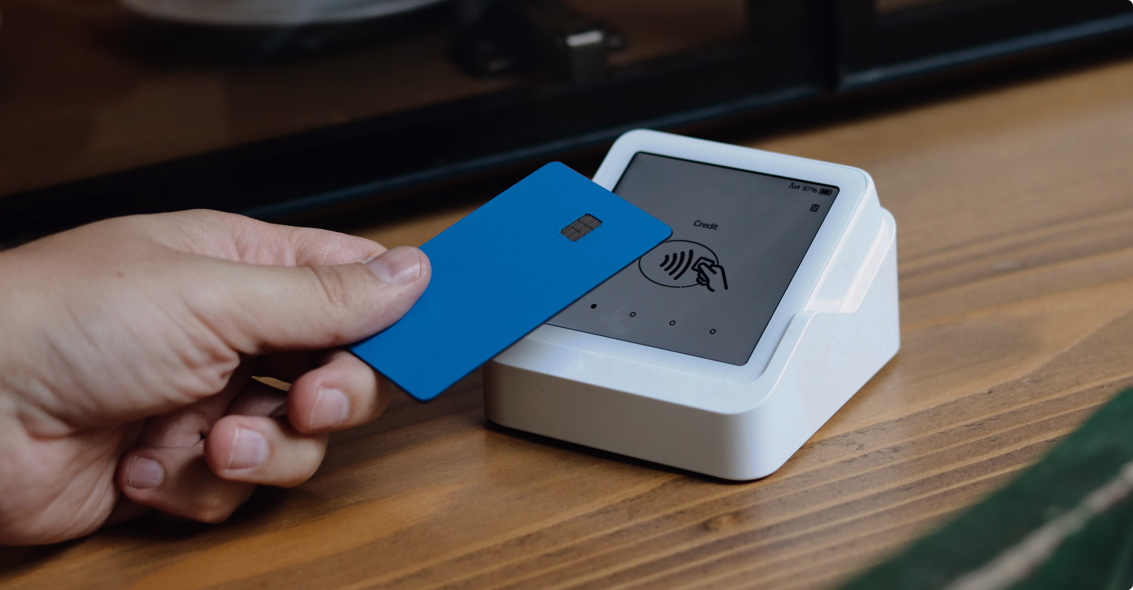 feanzo home two gallery image four