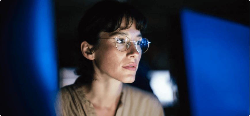 Frau-mit-Brille