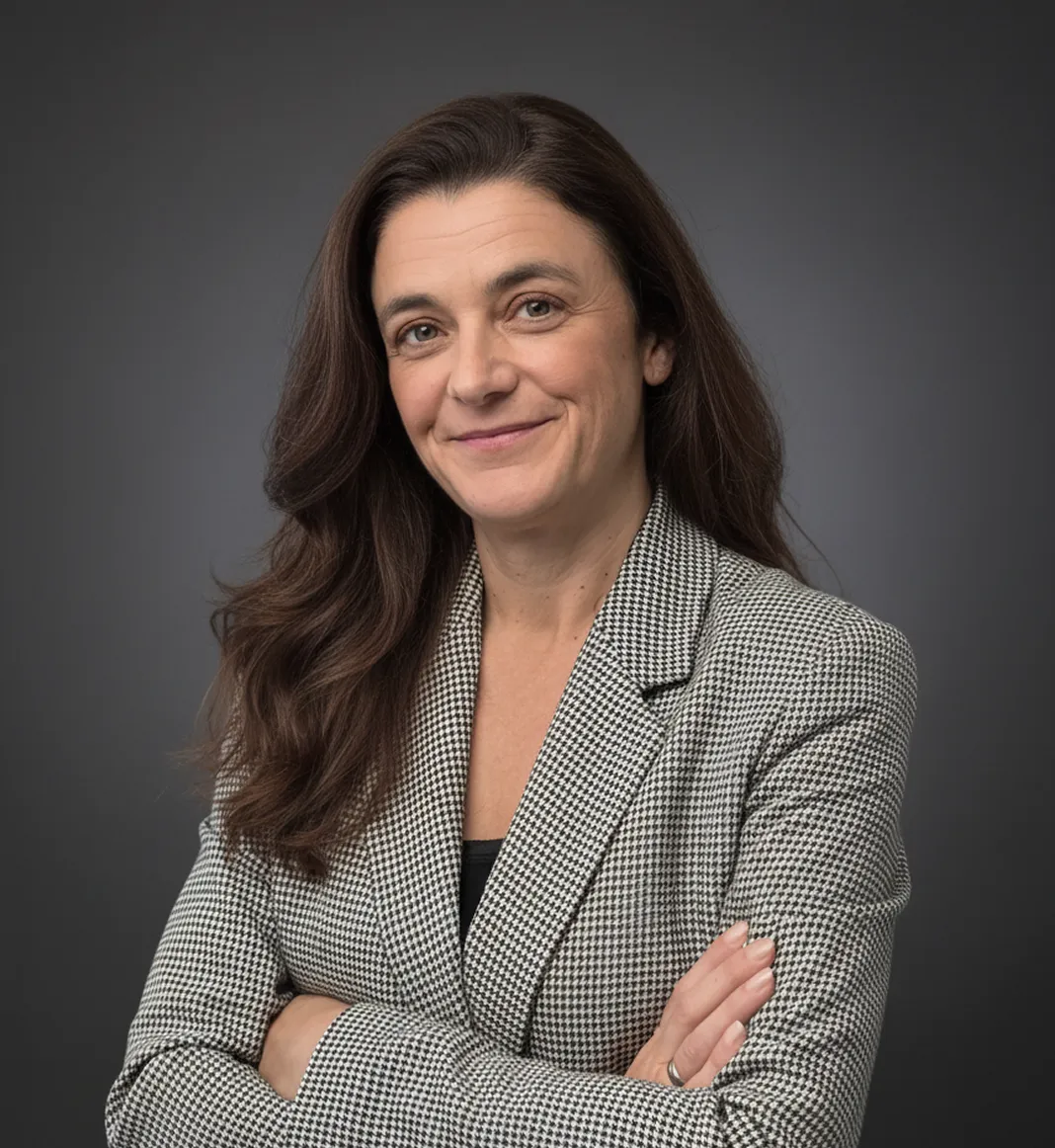 Porträt von Lydia Müller-Schultz im Blazer – Legals in Change