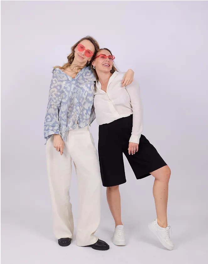 Click Click team portrait in studio