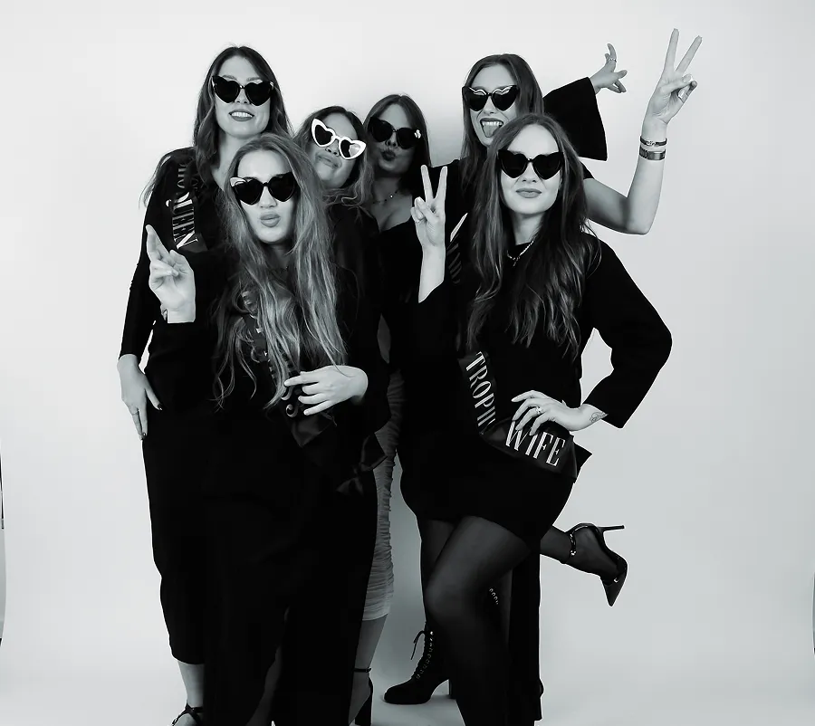 Bachelorette party add-on for Click Click self-portrait studio sessions