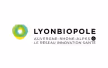 Logo de Lyonbiopôle avec un cercle vert et jaune et le texte du Réseau Innovation Santé.
