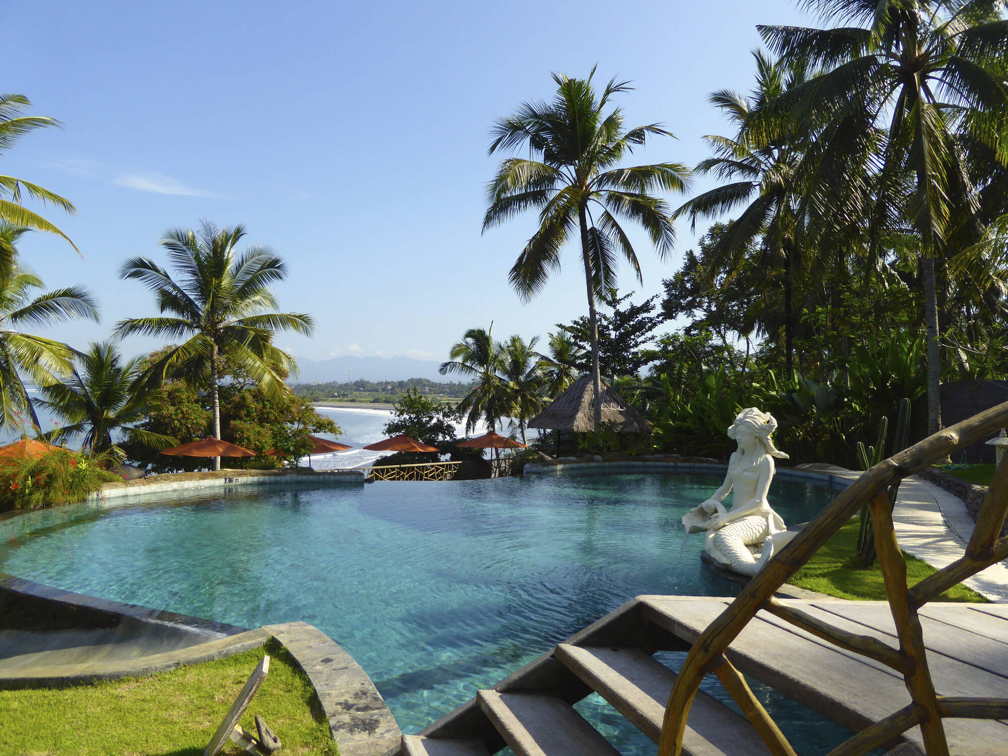 Puri Dajuma Beach Eco-Resort & Spa in West-Bali:  Puri Dajuma Cottages Pool Bendega