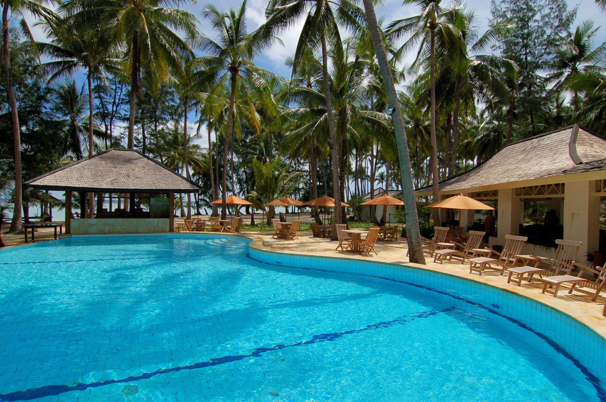 Kura Kura Resort in Karimunjawa: Indonesien Kura Kura Resort Island Pool