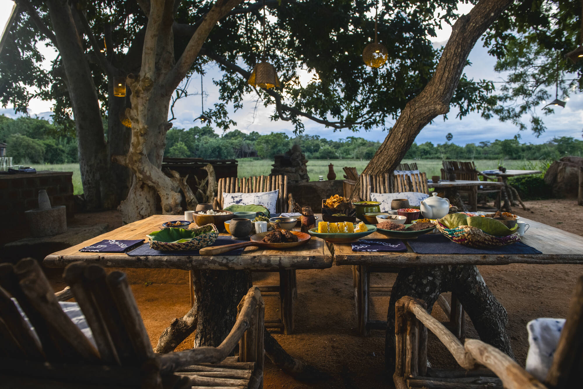 Uga Ulagalla in Anuradhapura: Uga Ulagalla Kamatha Dining Setup