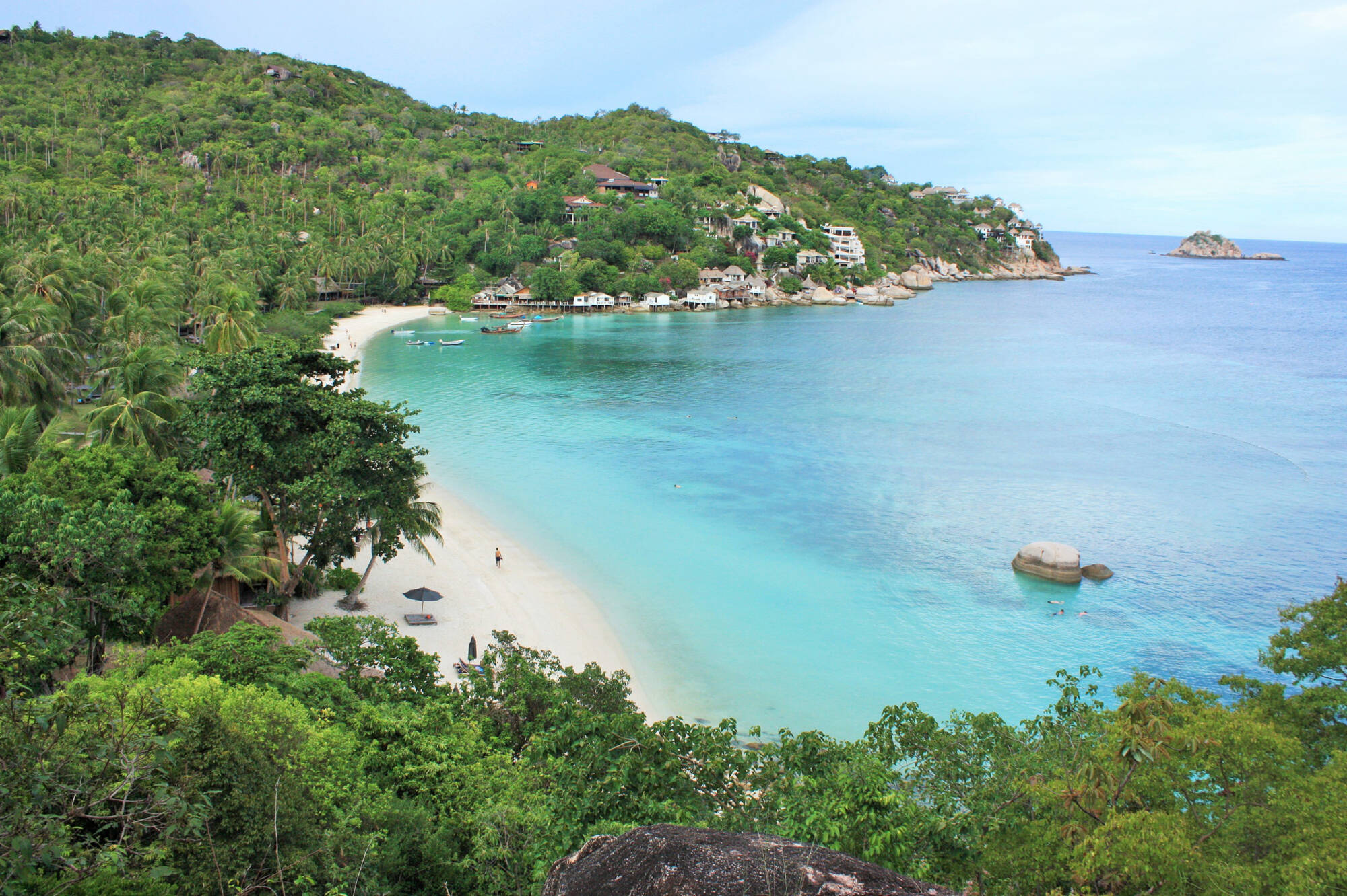 The Haad Tien Beach Resort in Ko Tao: Thailand The Haadtien Beach Resort Strand