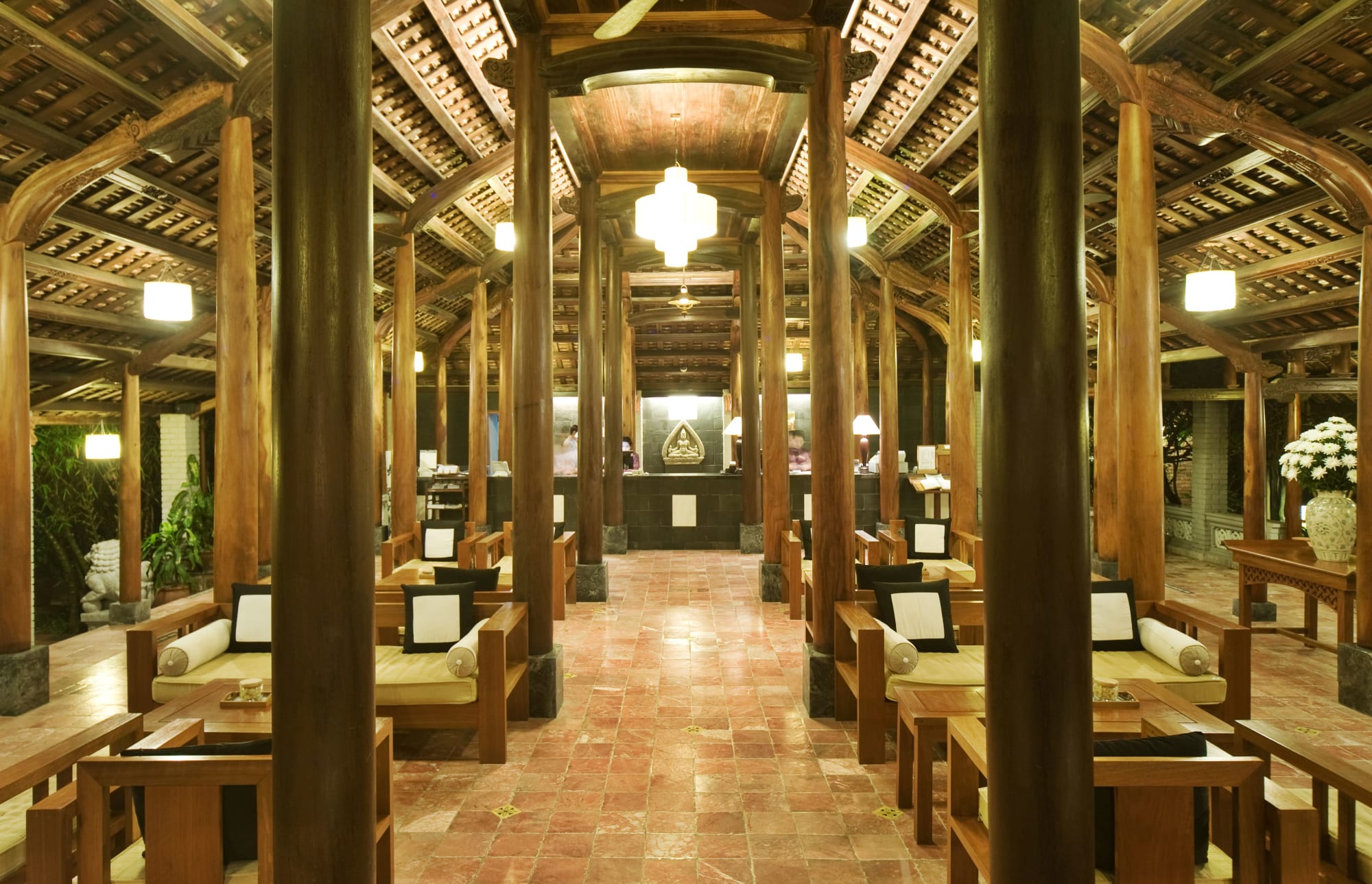Pilgrimage Village in Hue: Vietnam Pilgrimage Village Lobby