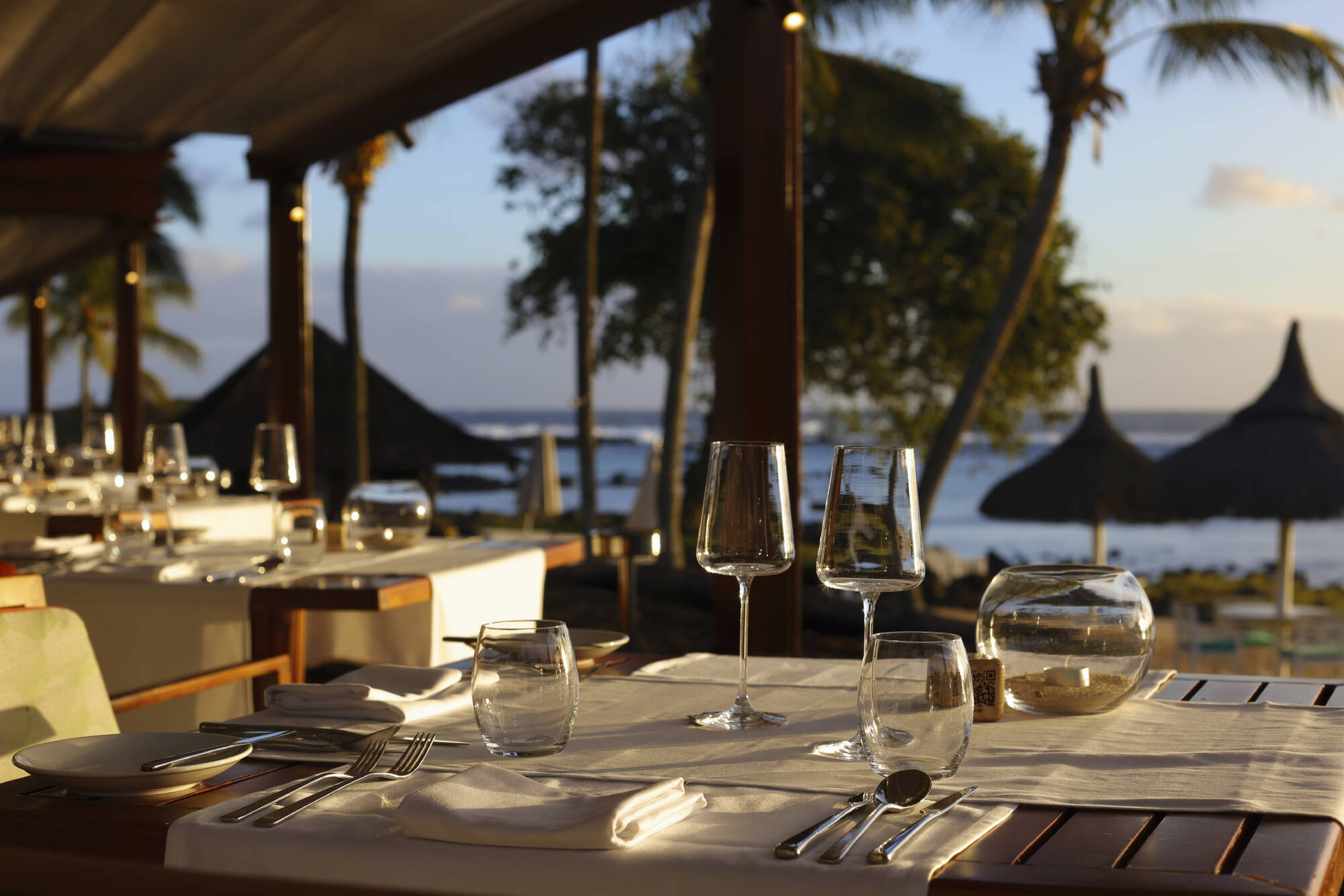 Shanti Maurice Resort & Spa in Süd | Südwesten: Shanti Maurice Resort and Spa Stars Restaurant