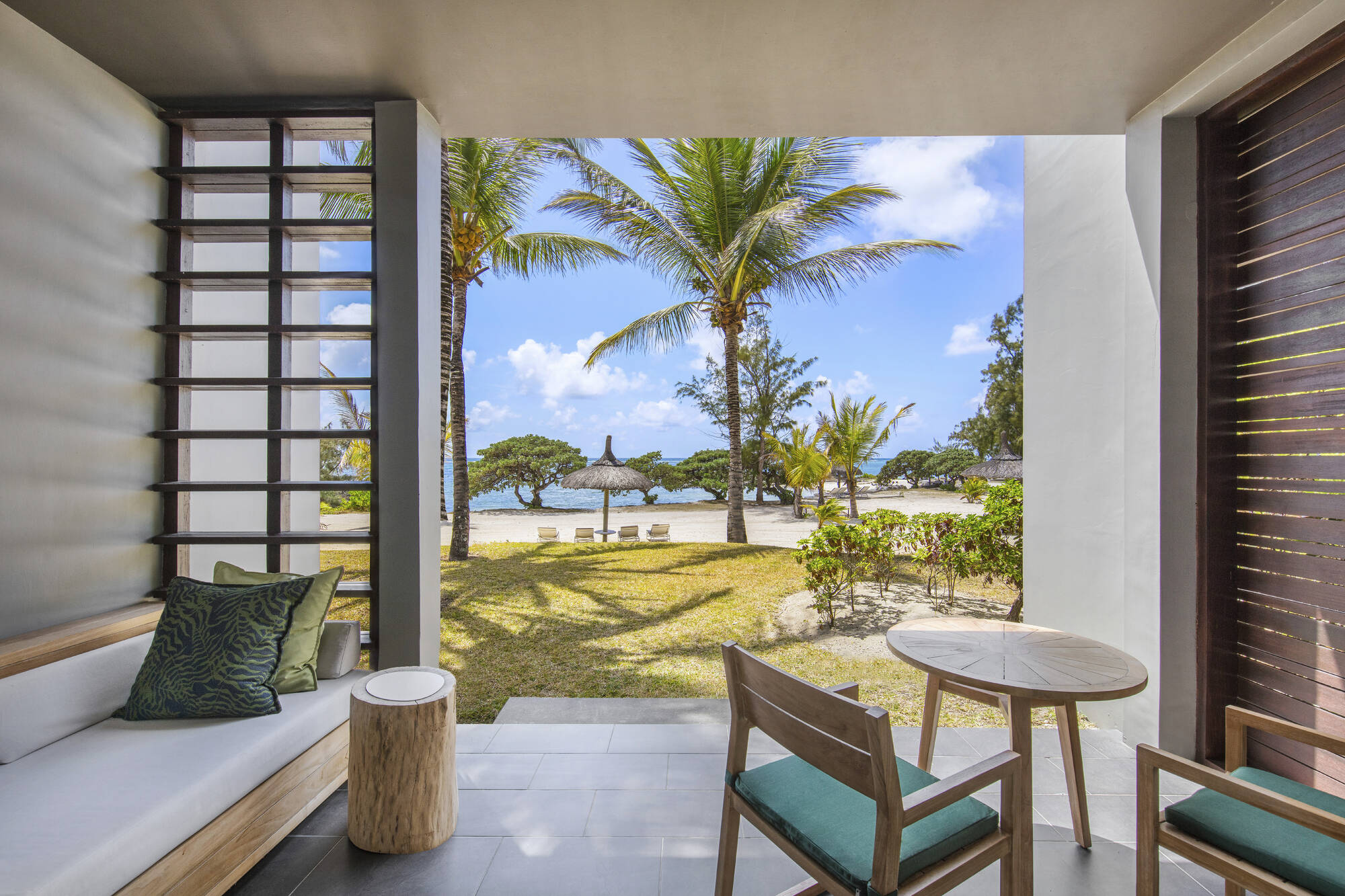Long Beach Mauritius in Osten: Long Beach Mauritius Junior Suite Beachfront