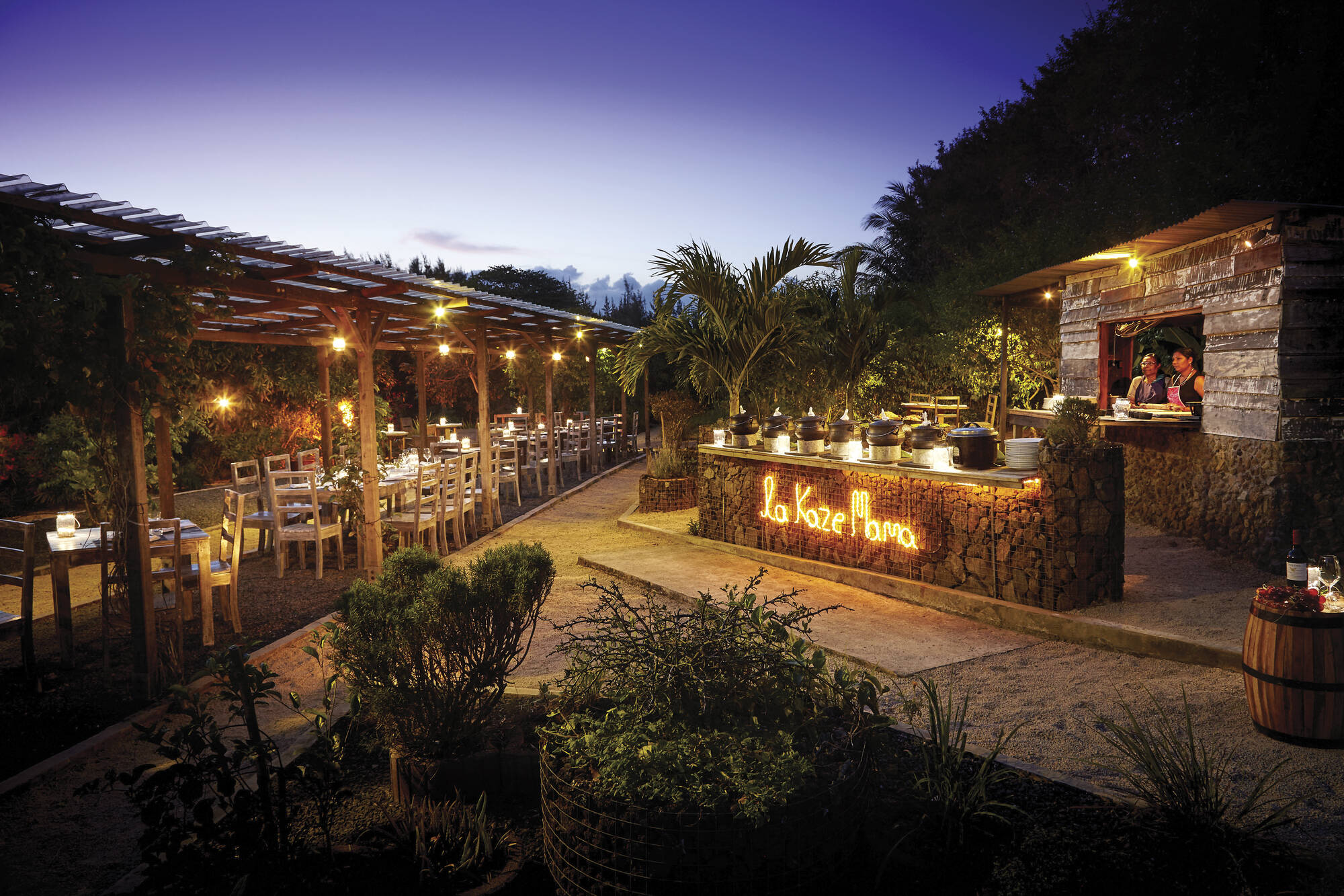 Shanti Maurice Resort & Spa in Süd | Südwesten: Shanti Maurice Resort and Spa La Kaze Mama Restaurant