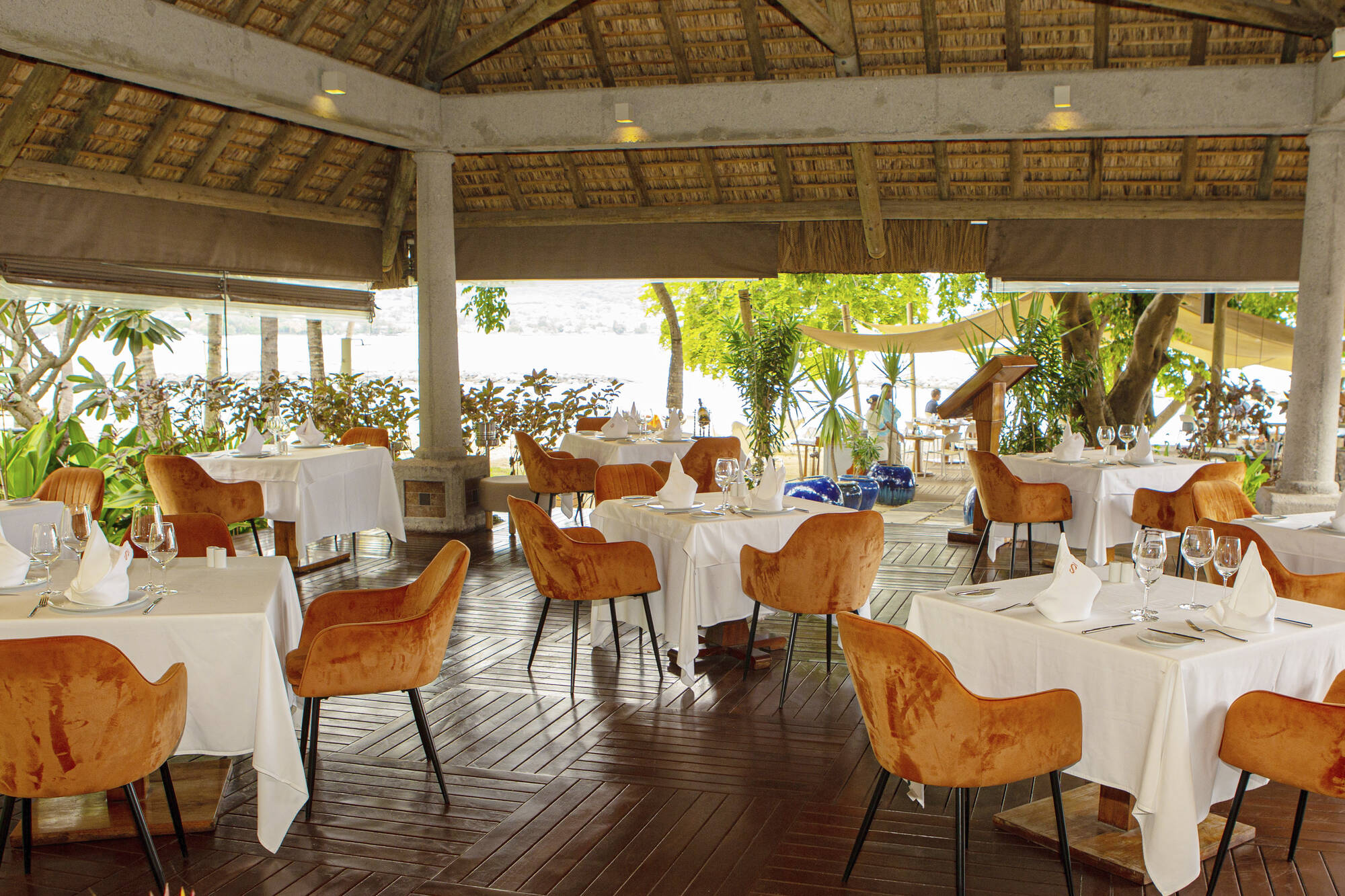 Sands Suites Resort & Spa in Süd | Südwesten: Mauritius Sands Suites Resort and Spa Spices Terrace