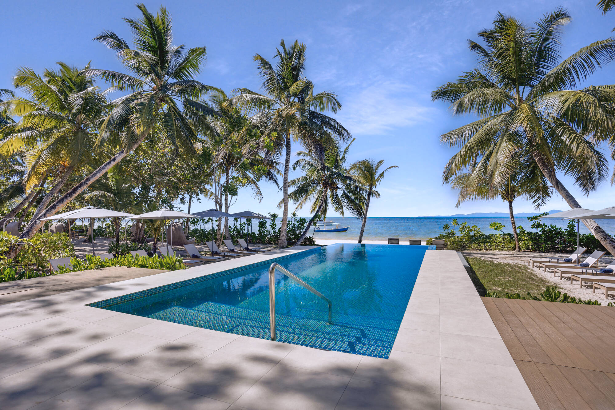 Indian Ocean Lodge in Praslin:  Praslin Indian Ocean Lodge 