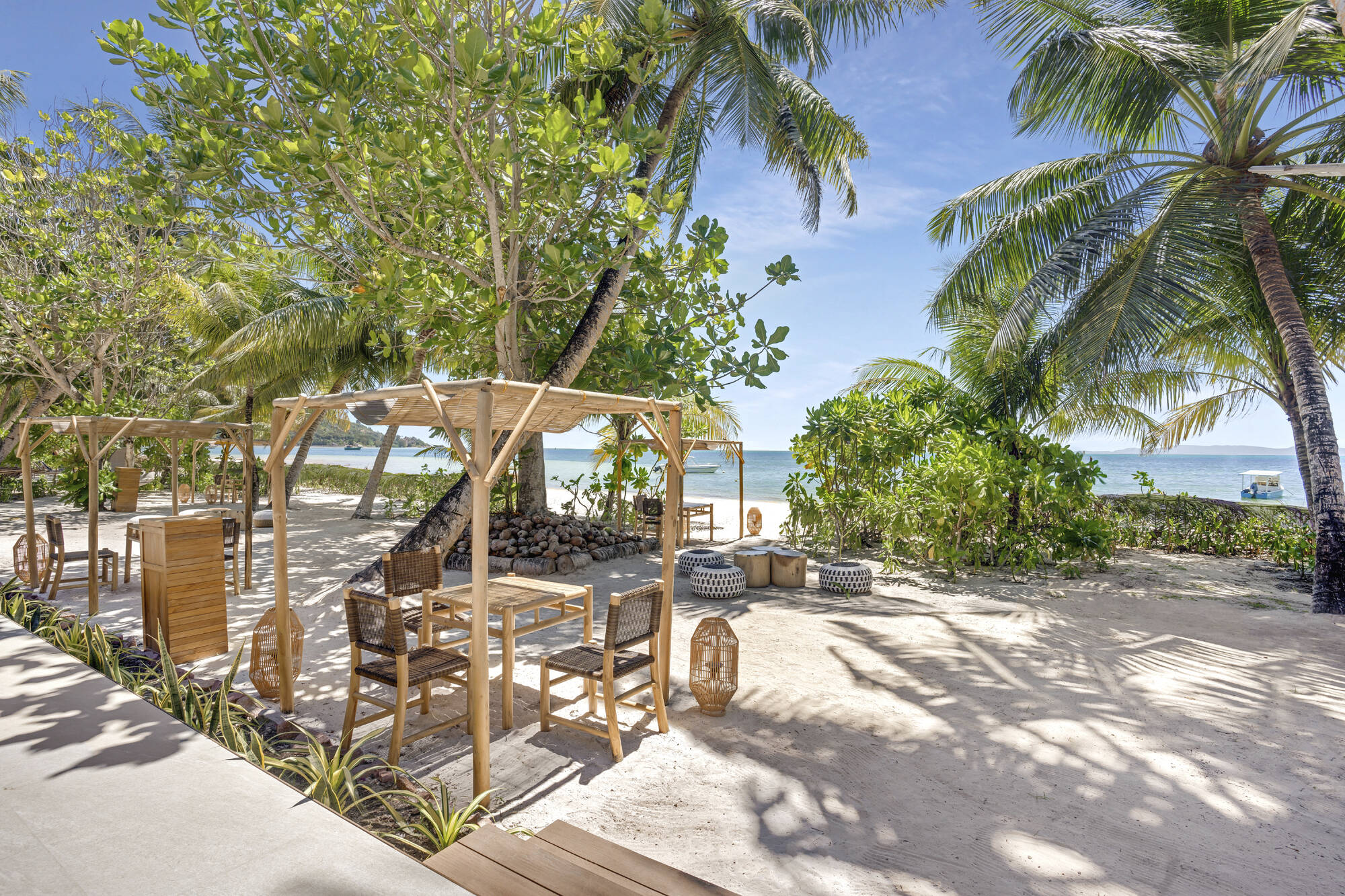 Indian Ocean Lodge in Praslin:  Praslin Indian Ocean Lodge - Koko Sol Cabanas