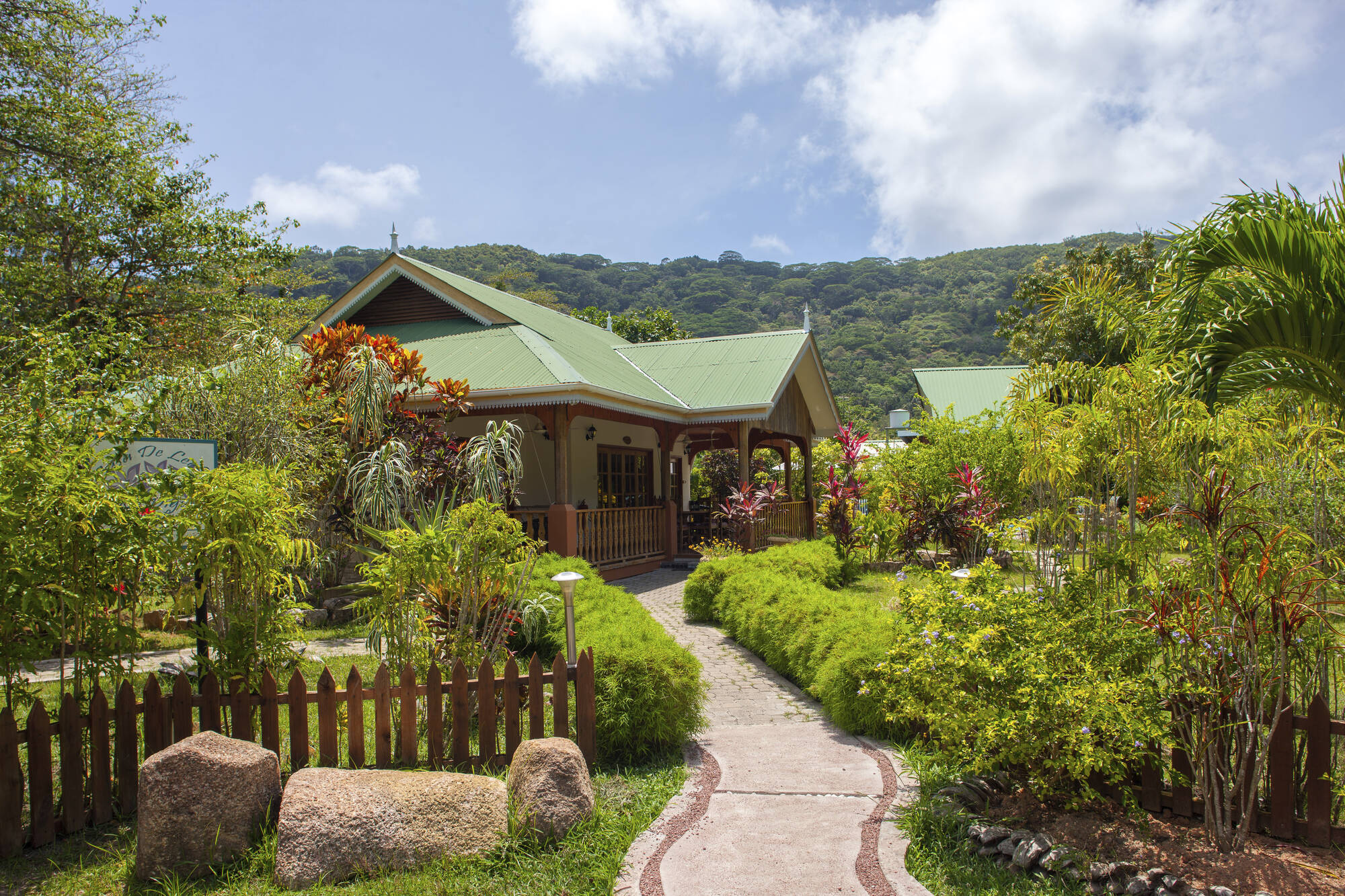 Casa de Leela in La Digue: Seychellen Casa de Leela Garten