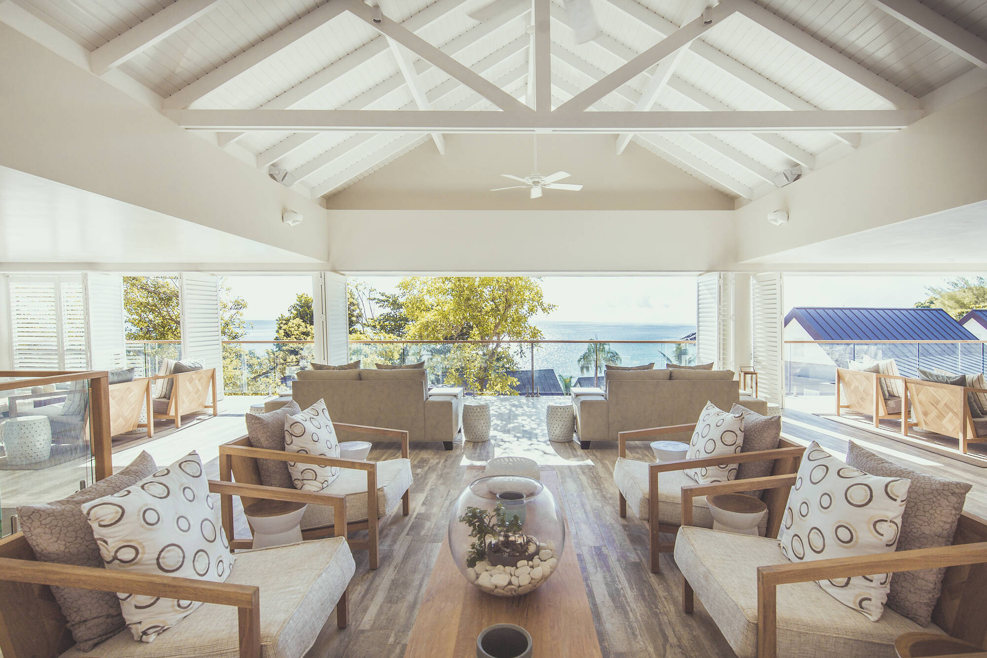 Carana Beach Hotel in Mahé: Carana Beach Hotel