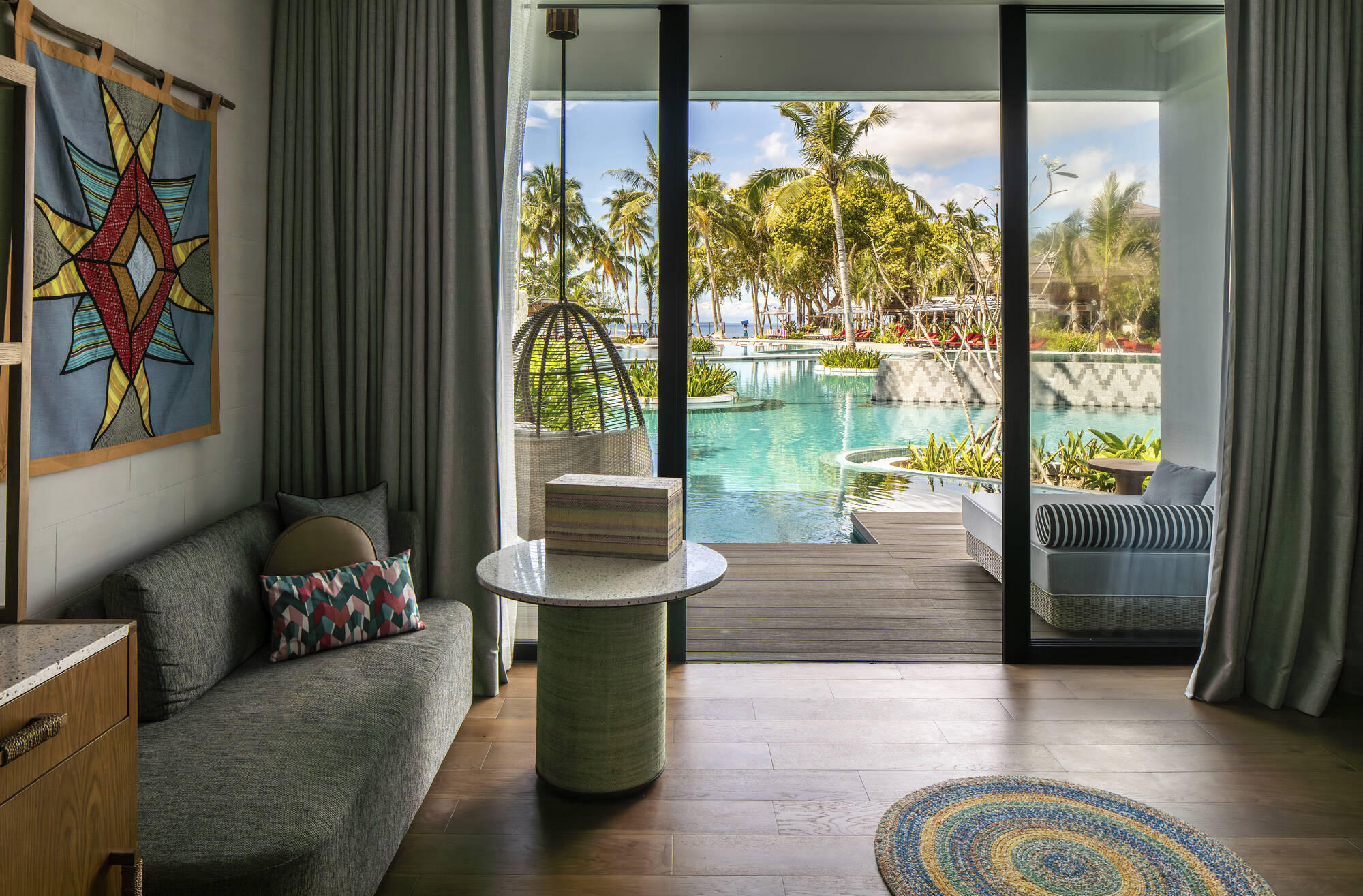 South Palms Resort and Spa - MGallery Collection in Bohol: South Palms Resort and Spa Panglao Deluxe Zimmer mit Poolzugang