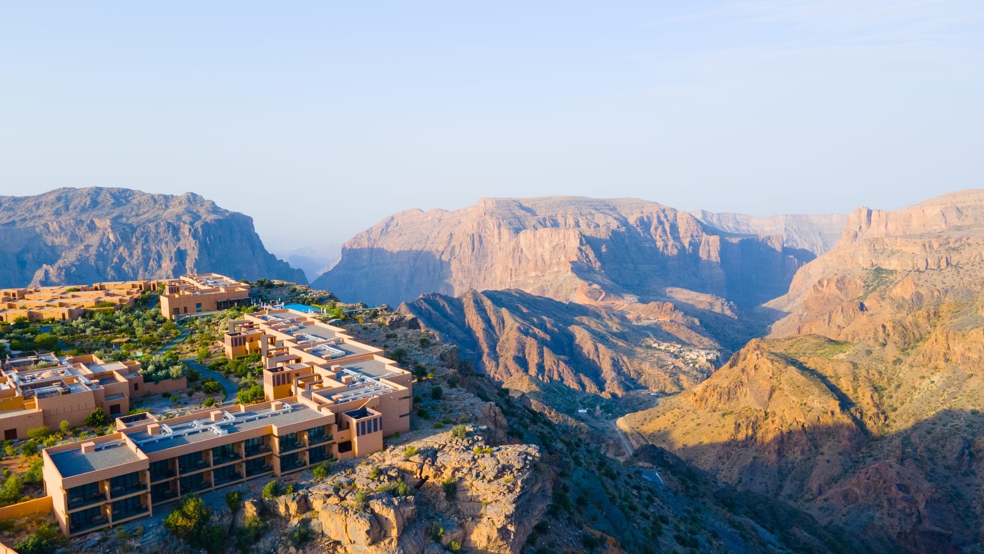 Oman für Genießer ab Muscat: exterior: Anantara Al Jabal Al Akhdar Resort