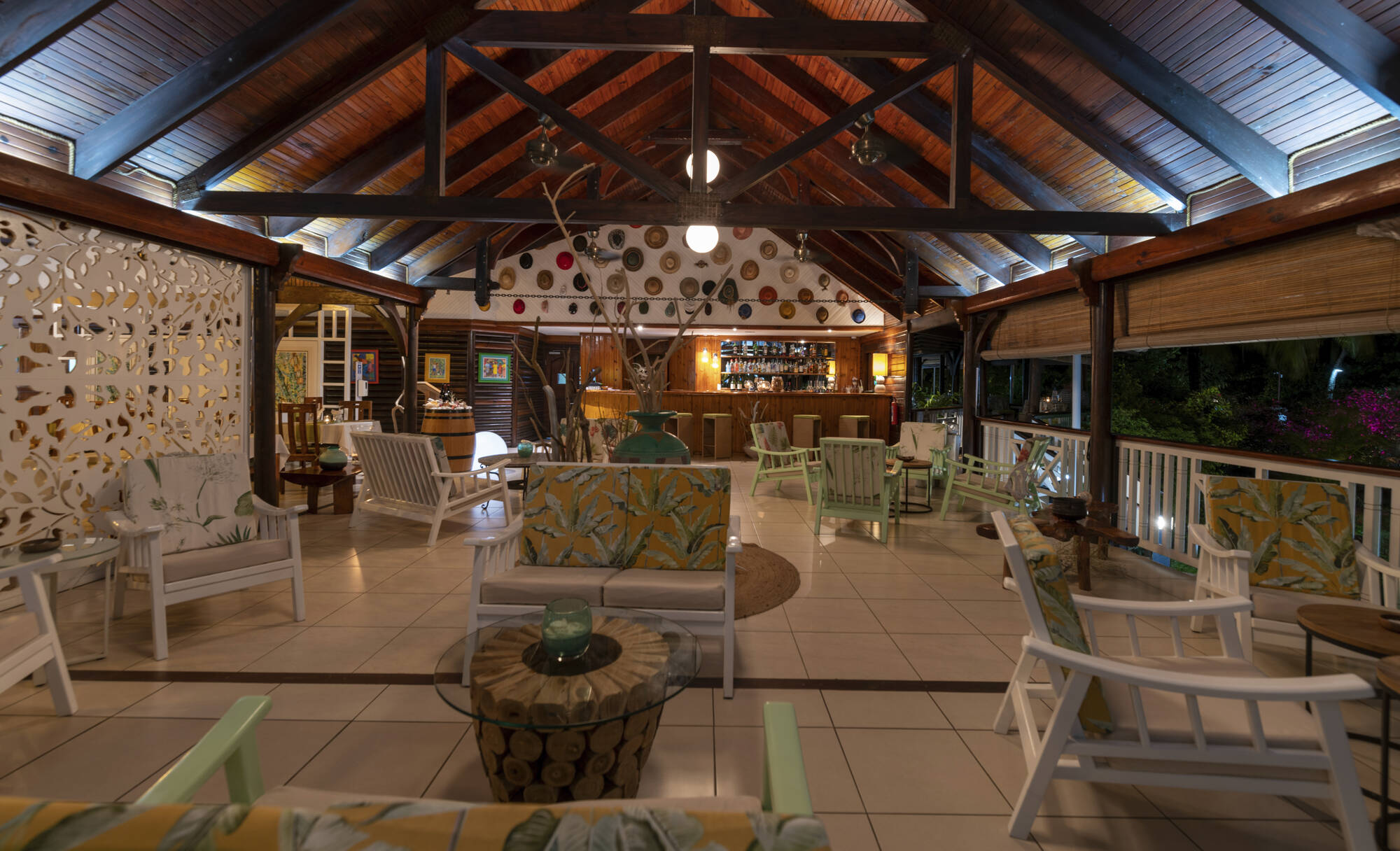 Acajou Beach Resort in Praslin: Acajou Beach Resort Chapo