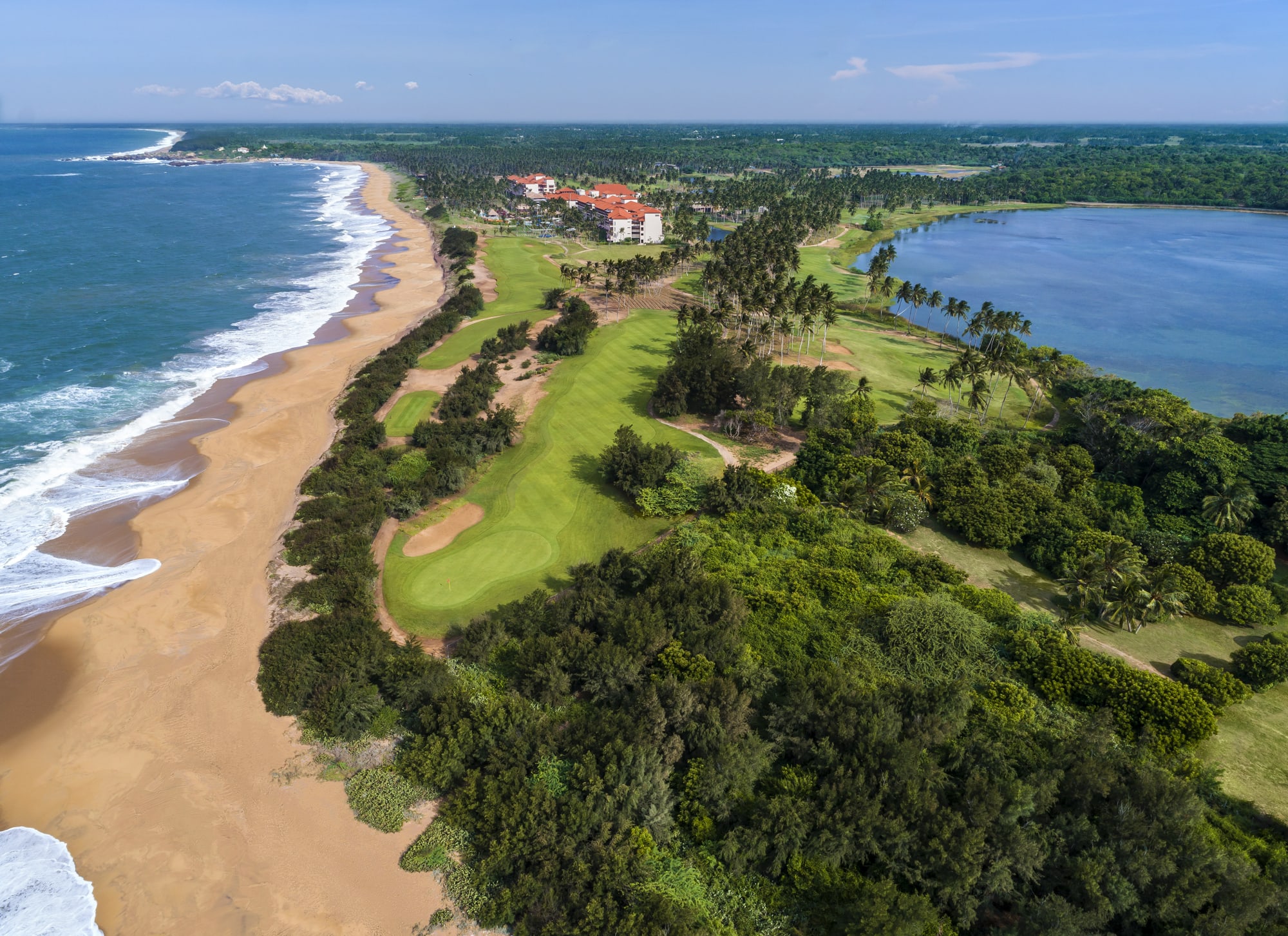 Shangri-La´s Hambantota Resort & Spa in Südküste: Sri Lanka Shangri la Hambanota Golf