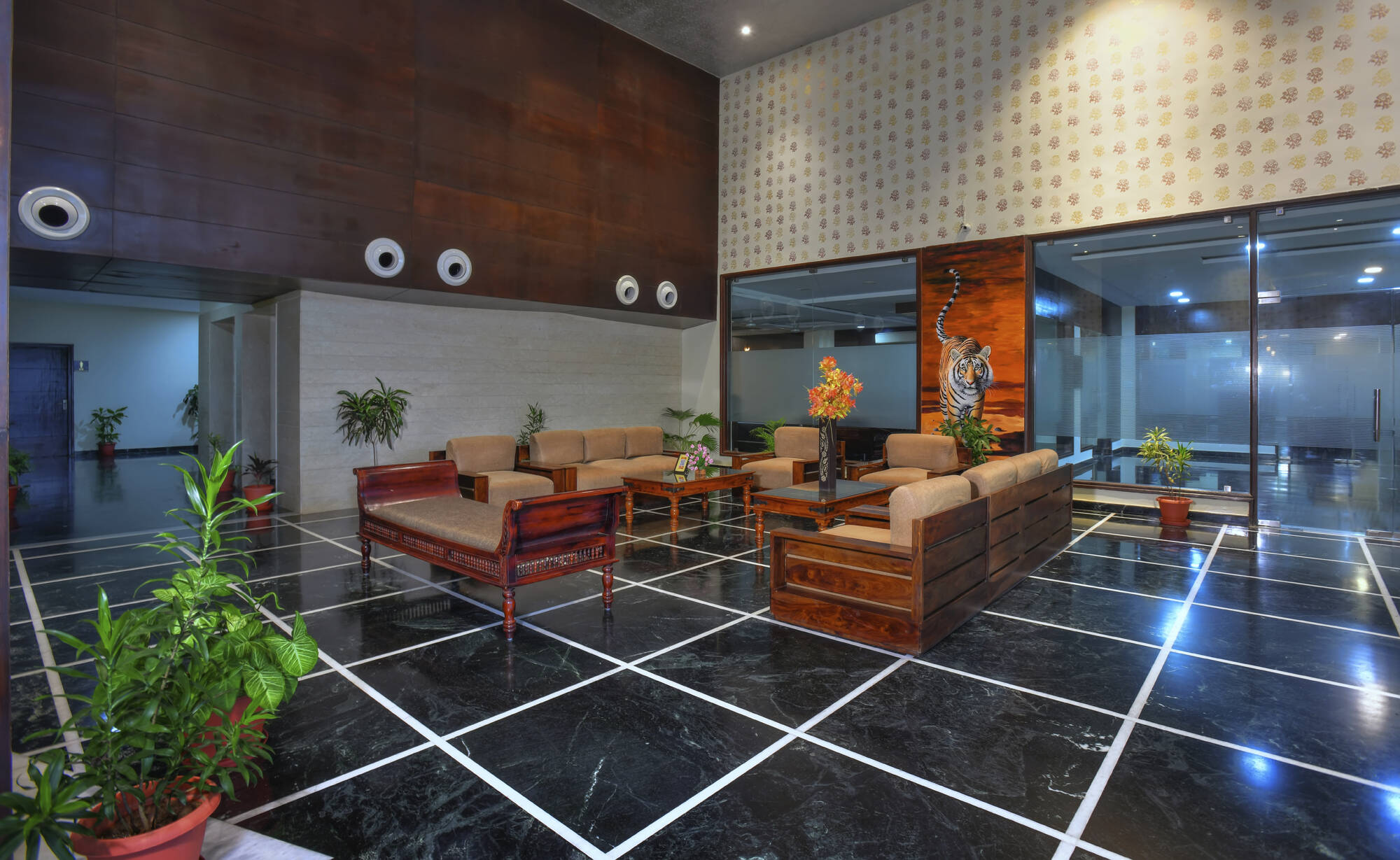 Jungle Vilas in Ranthambore NP: Indien Jungle Vilas - Lobby