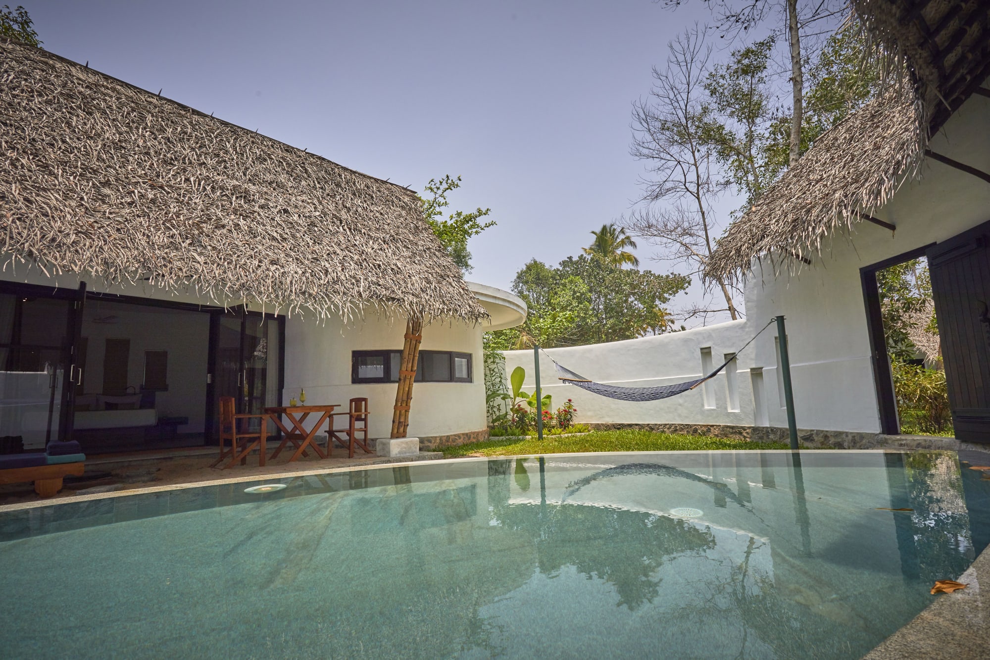 Xandari Pearl in Kerala | Malabarküste | Kochi:  Indien Xandari Pearl Pool