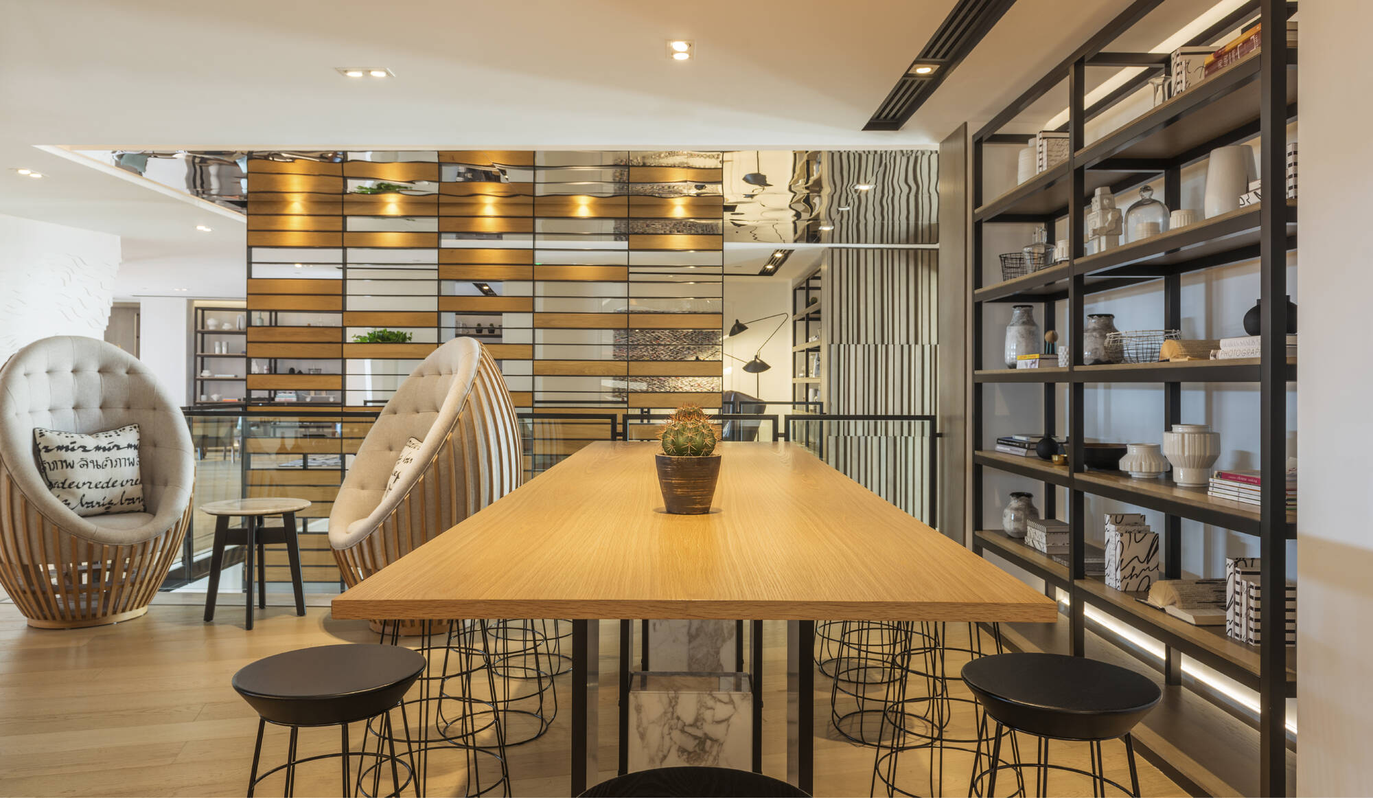 Le Royal Meridien Beach Resort & Spa Dubai: Le Royal Meridien Beach Resort and Spa Dubai - Latitude Bar