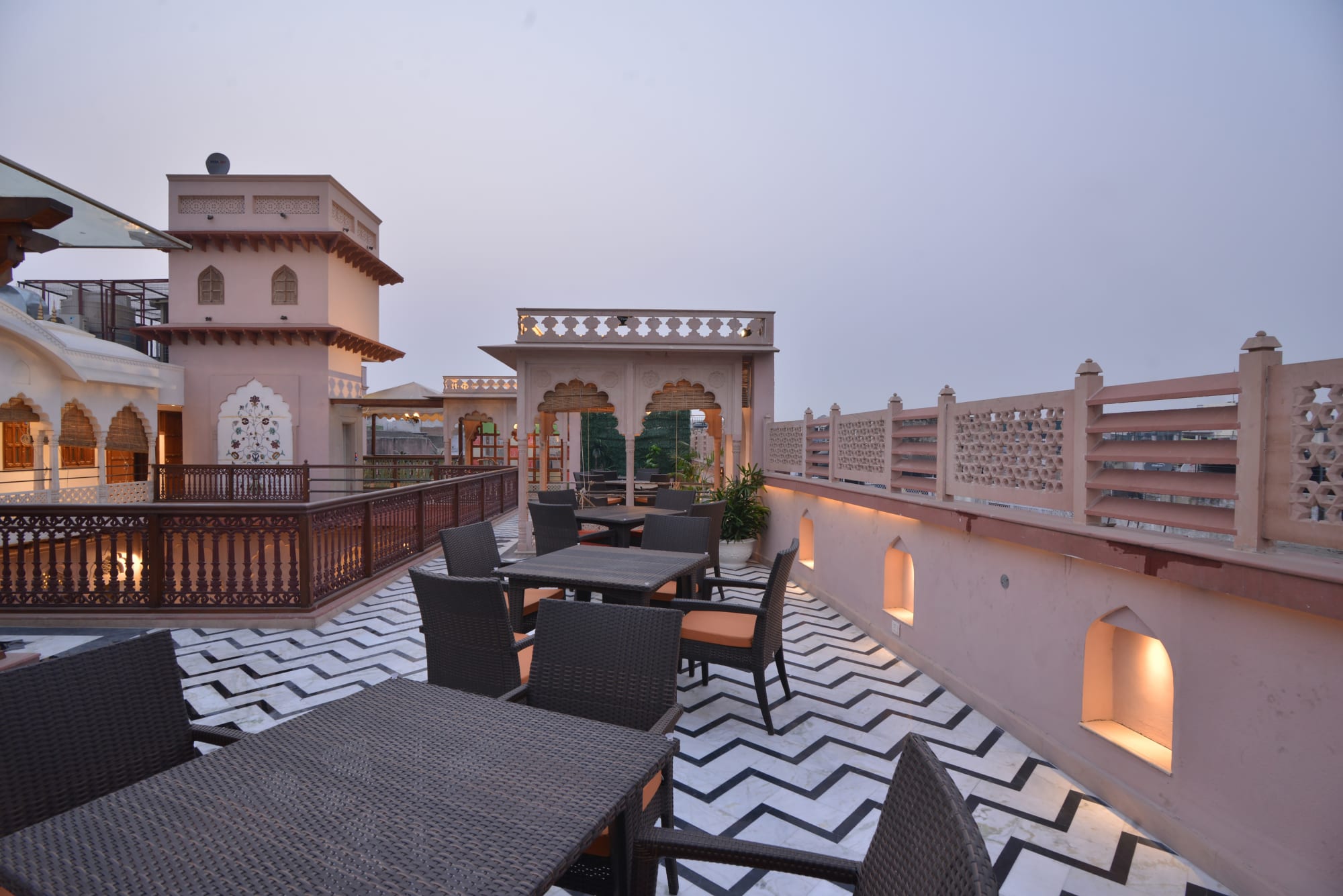 Haveli Dharampura in Delhi: Delhi Dharampura Haveli
