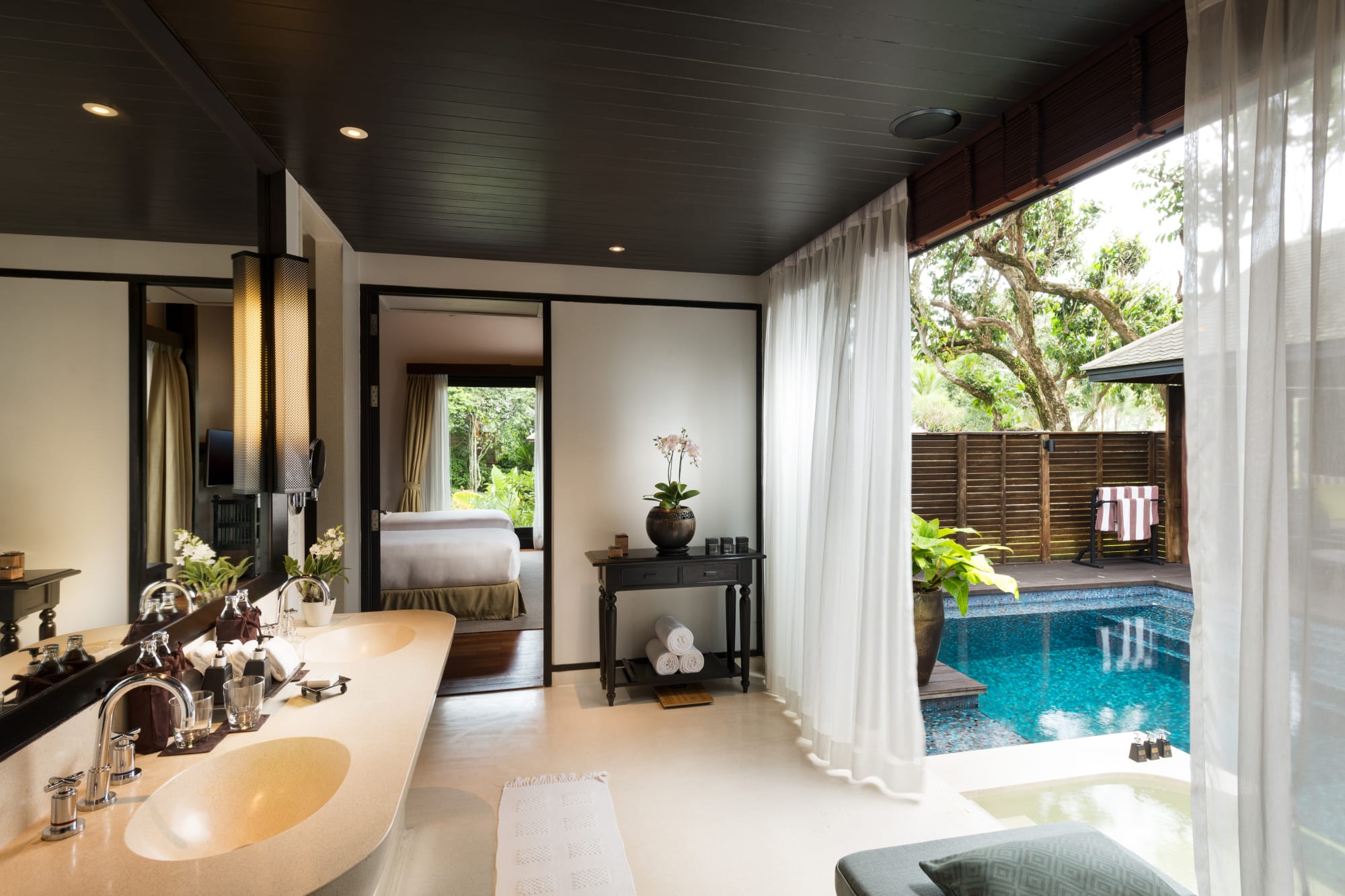 Anantara Mai Khao Phuket Villas:  Thailand Anantara Mai Khao Phuket Villas Wohnbeispiel