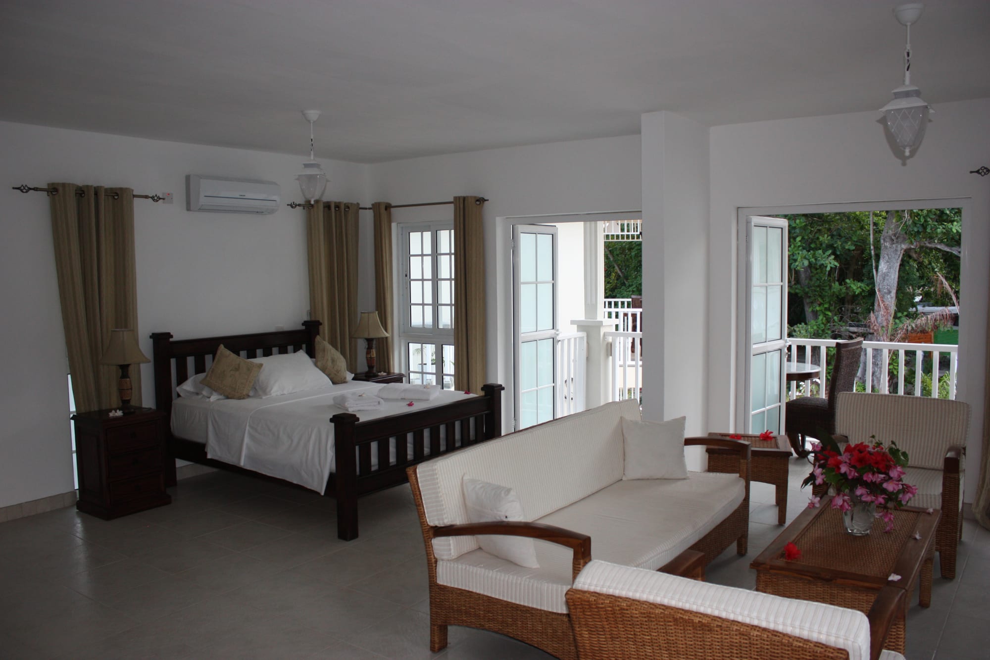 Bord Mer Villa in Mahé: Seychellen Bord Mer Villa Wohnbeispiel