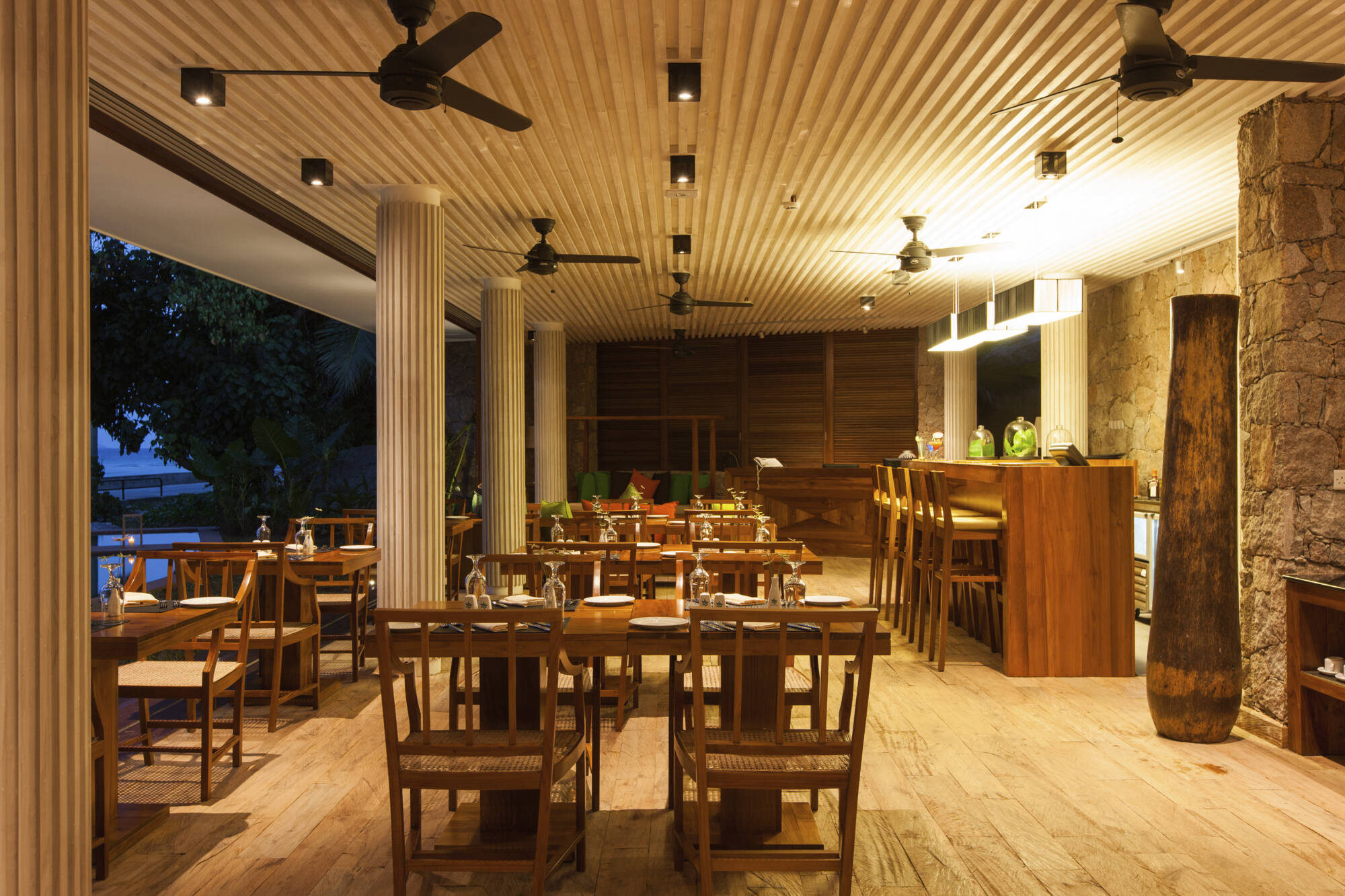 Le Relax Luxury Lodge in La Digue: La Digue Le Relax Luxury Lodge Restaurant