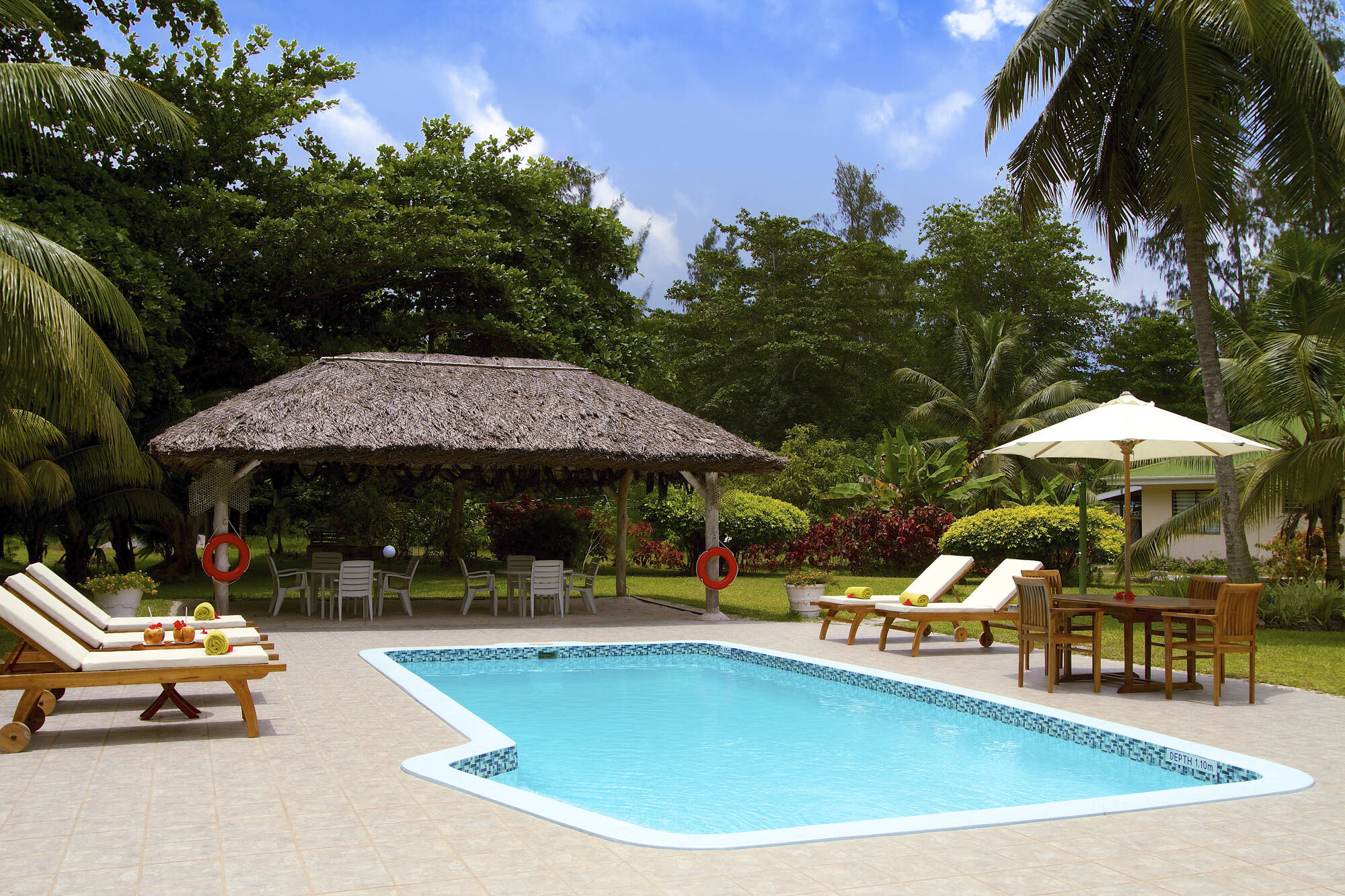 Les Villas d'Or in Praslin:  Les Villas d Or - Pool