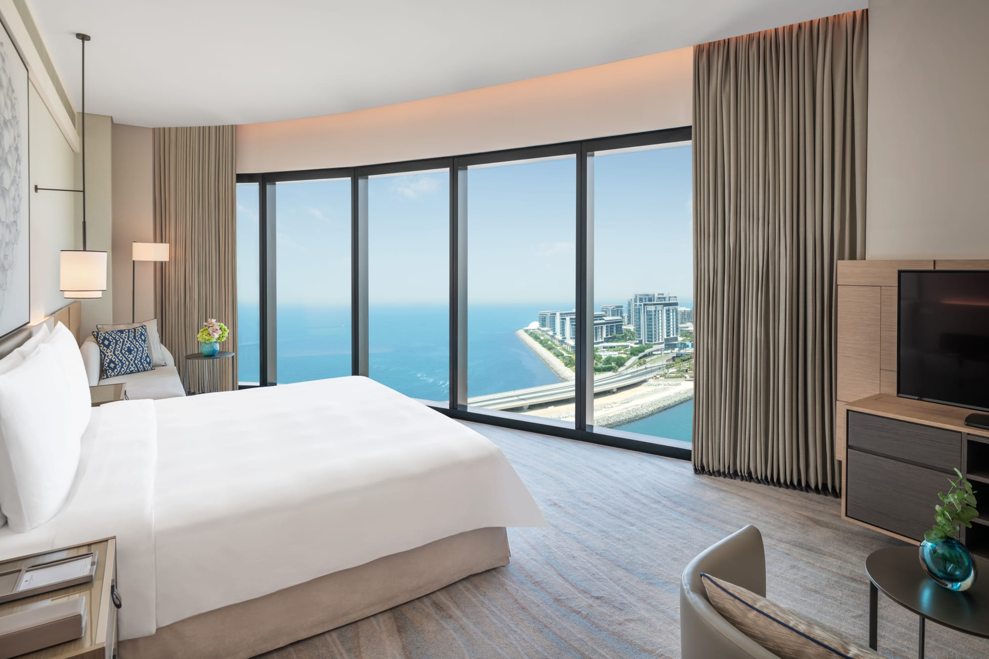 Address Beach Resort Fujairah: Address Beach Resort Fujairah Junior Suite