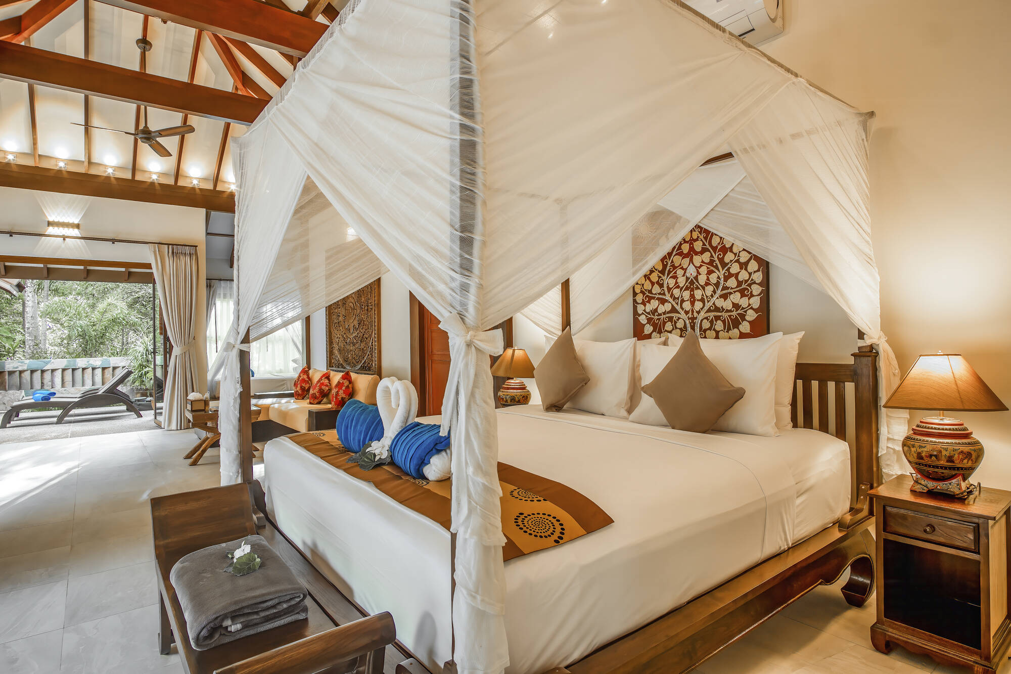 Koh Jum Beach Villas in Krabi: Koh Jum Beach Villas Beachfront Villa