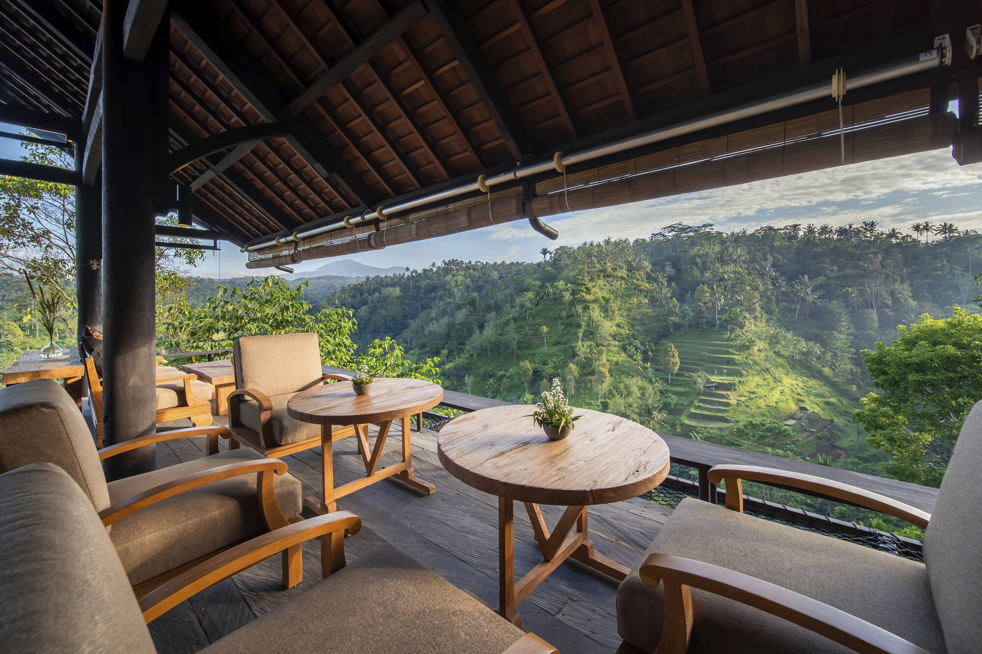 Buahan - a Banyan Tree Escape in Zentral-Bali | Ubud: Buahan A Banyan Tree Escape The Botanist Bar