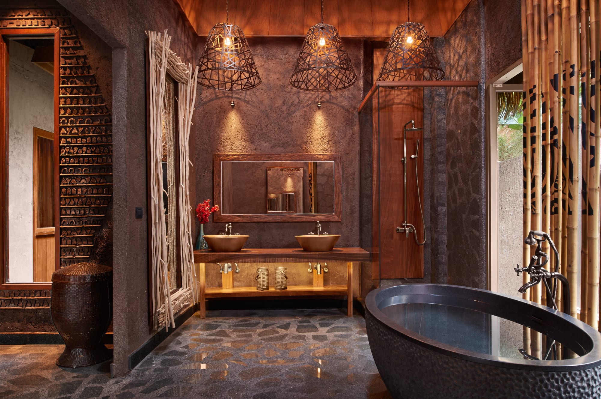 Keemala in Phuket: room: Keemala Phuket Clay Pool Cottage Badezimmer